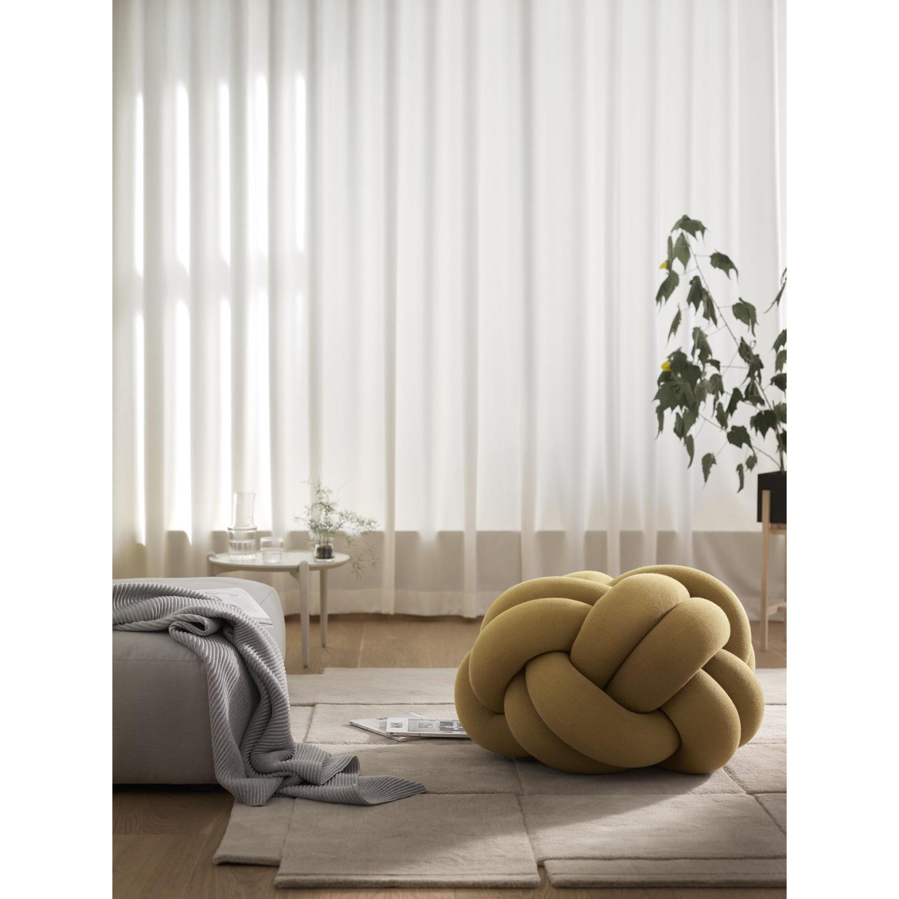 Design House Stockholm Knot poef ochre