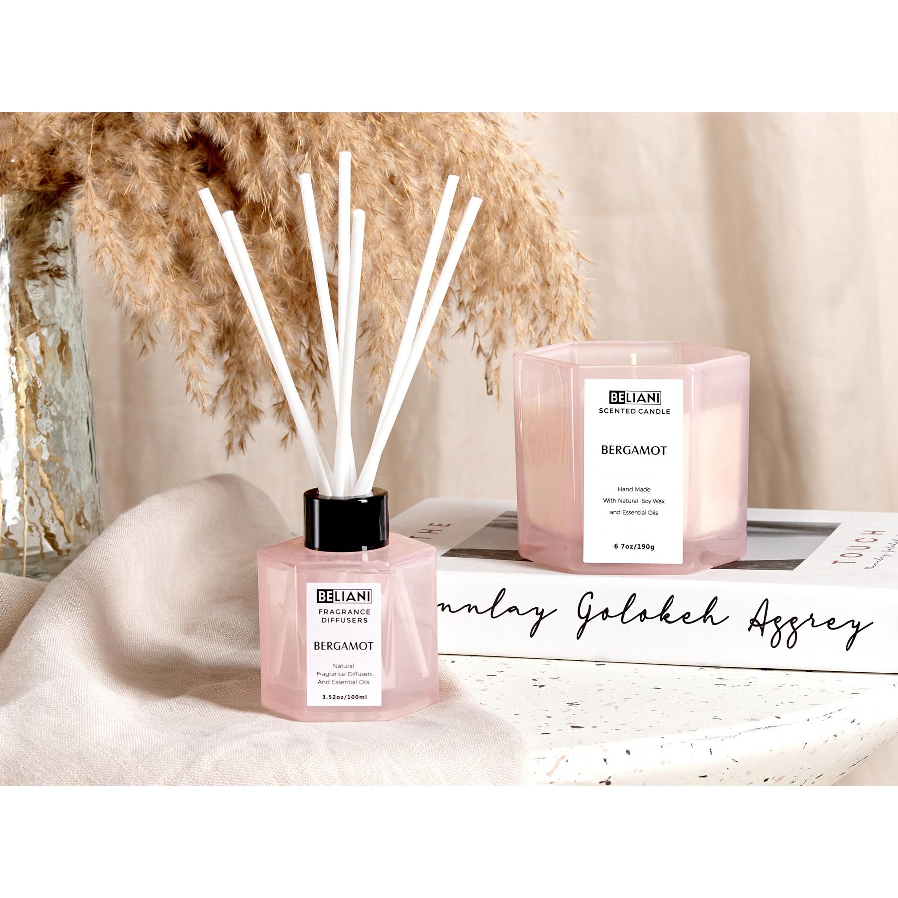Beliani - CLASSY TINT - Geurkaars en geurstokjes - Bergamot - Soja wax
