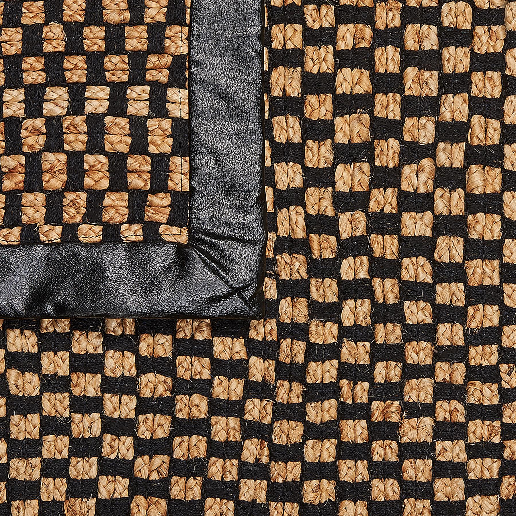 Beliani - GERCE - Jute vloerkleed - Zwart|Beige - 140 x 200 cm - Jute