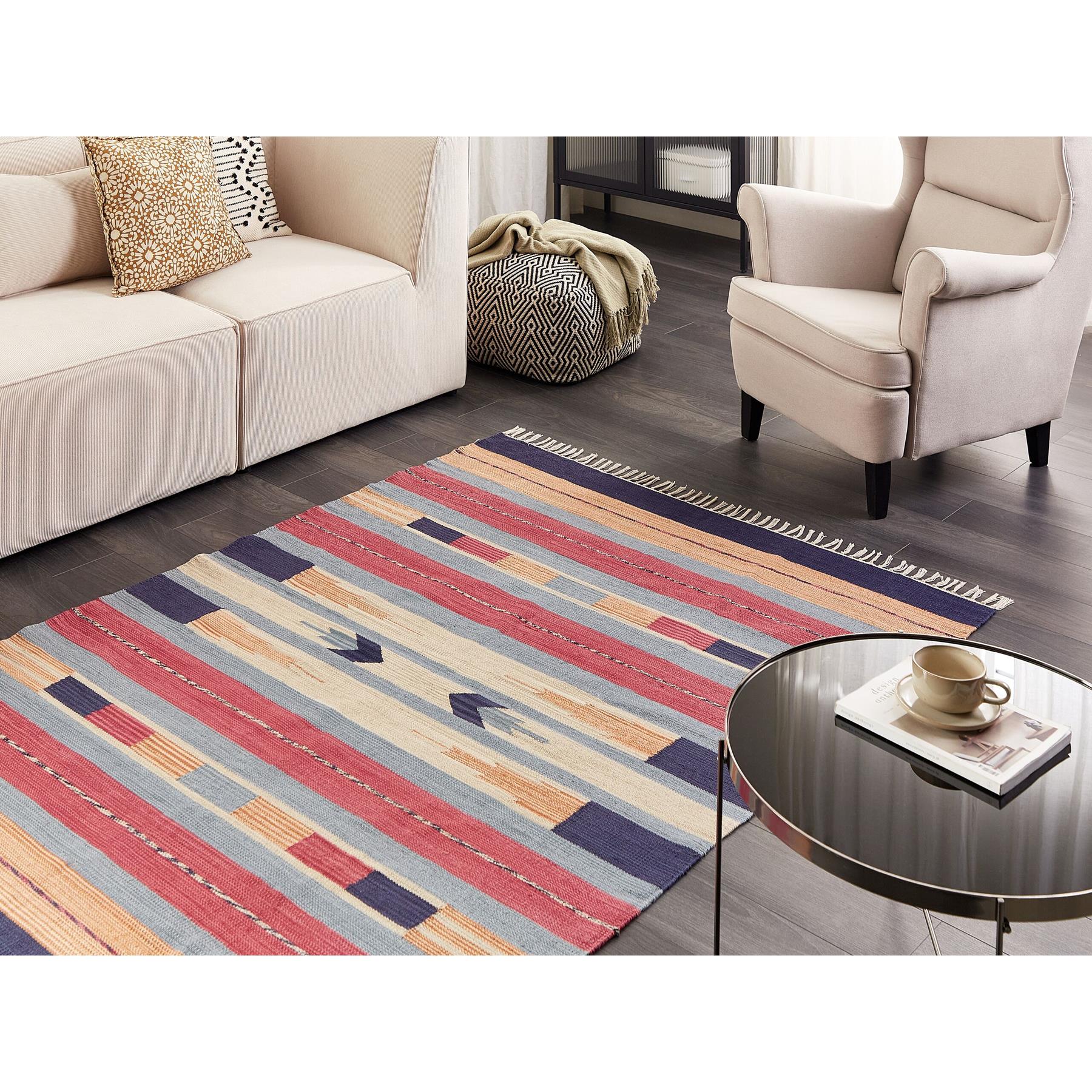 Beliani - GANDZAK - Vloerkleed - Meerkleurig - 140 x 200 cm - Katoen