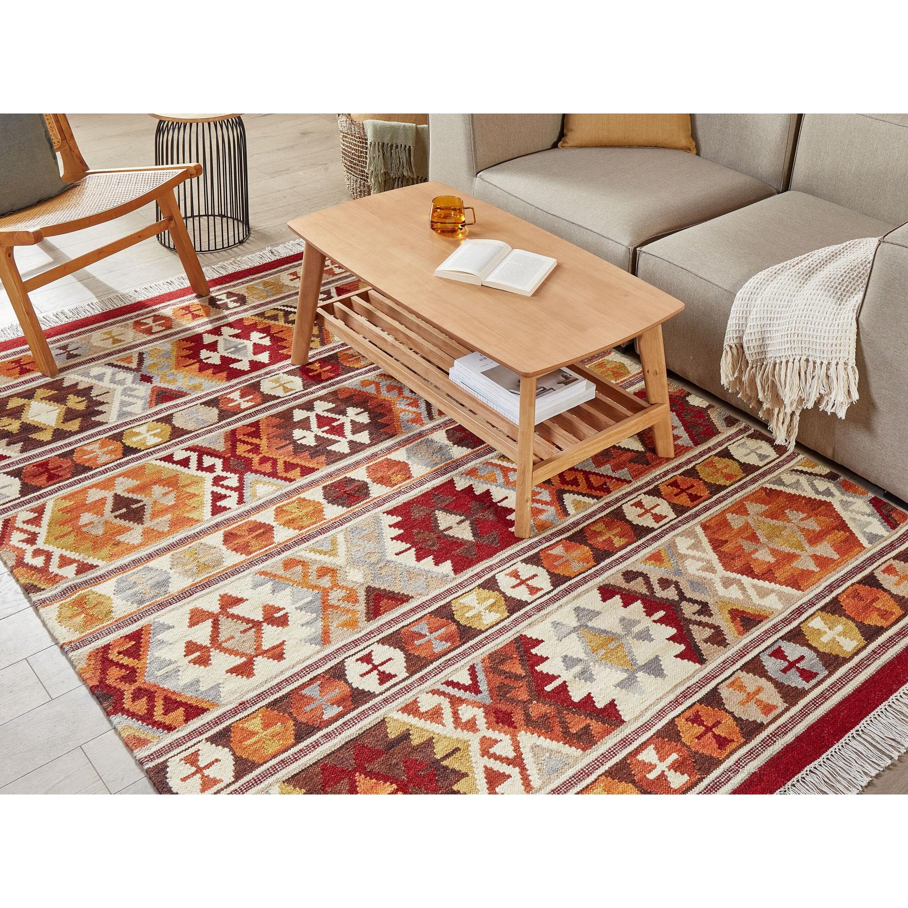 Beliani - AYGAVAN - Kelim vloerkleed - Multicolor - 160 x 230 cm - Wol