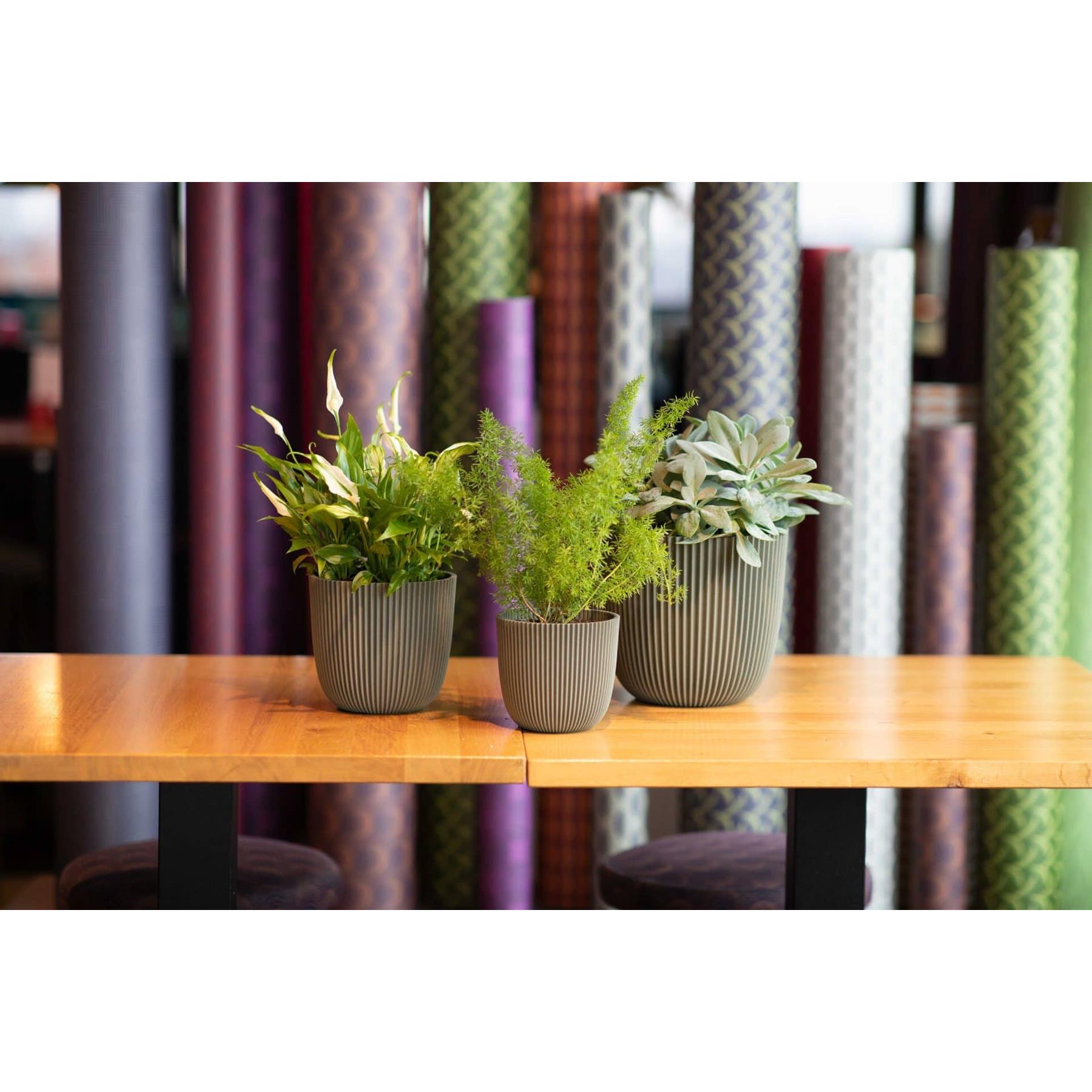 Capi Europe Bloempot bol Groove 'made with' kunstgras groen - 13x12 - Kunstgras groen