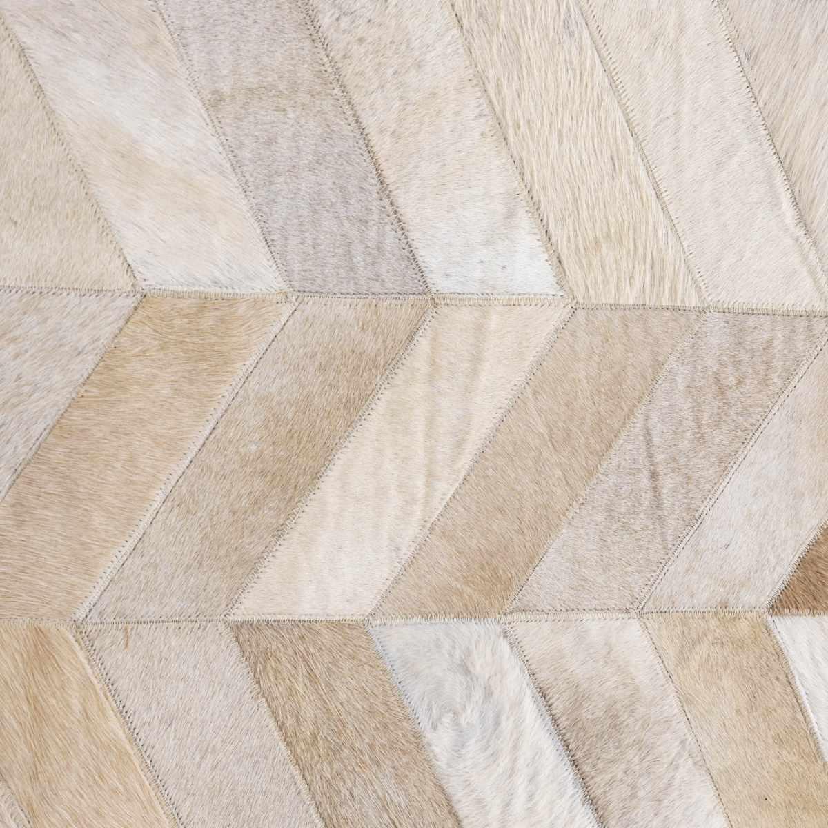 PTMD Joanne Beige cowhair patchwork carpet round S