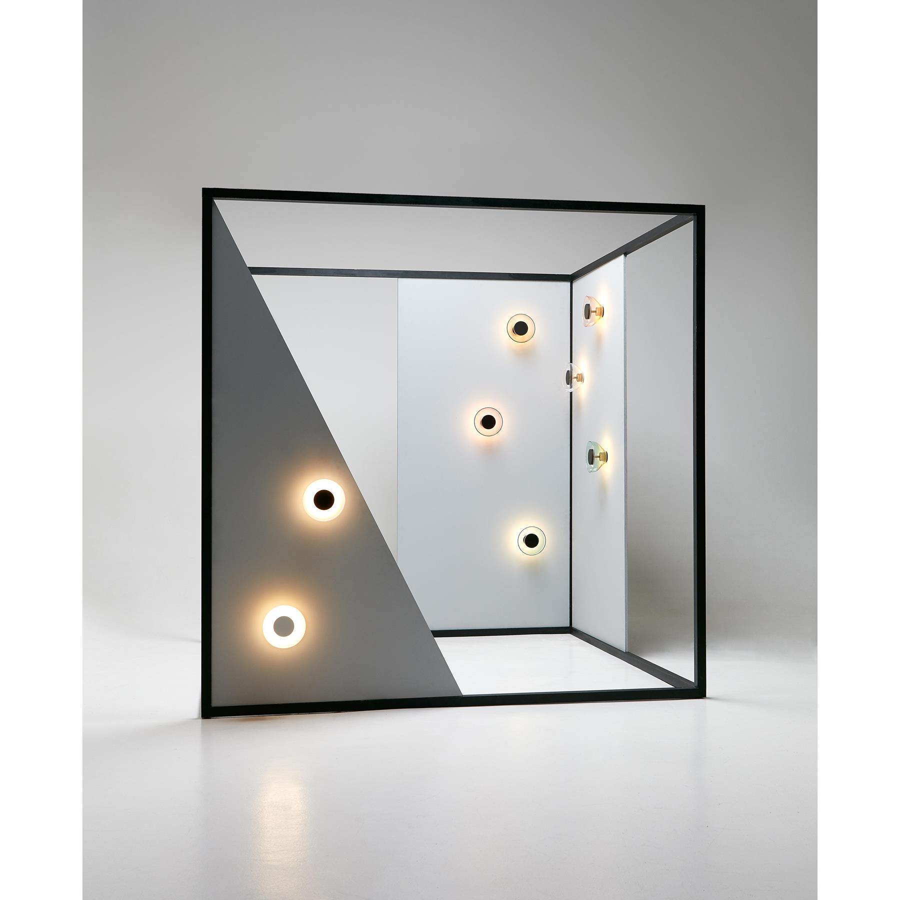 Marset Aura Plus wandlamp LED Ø25 transparant smoked