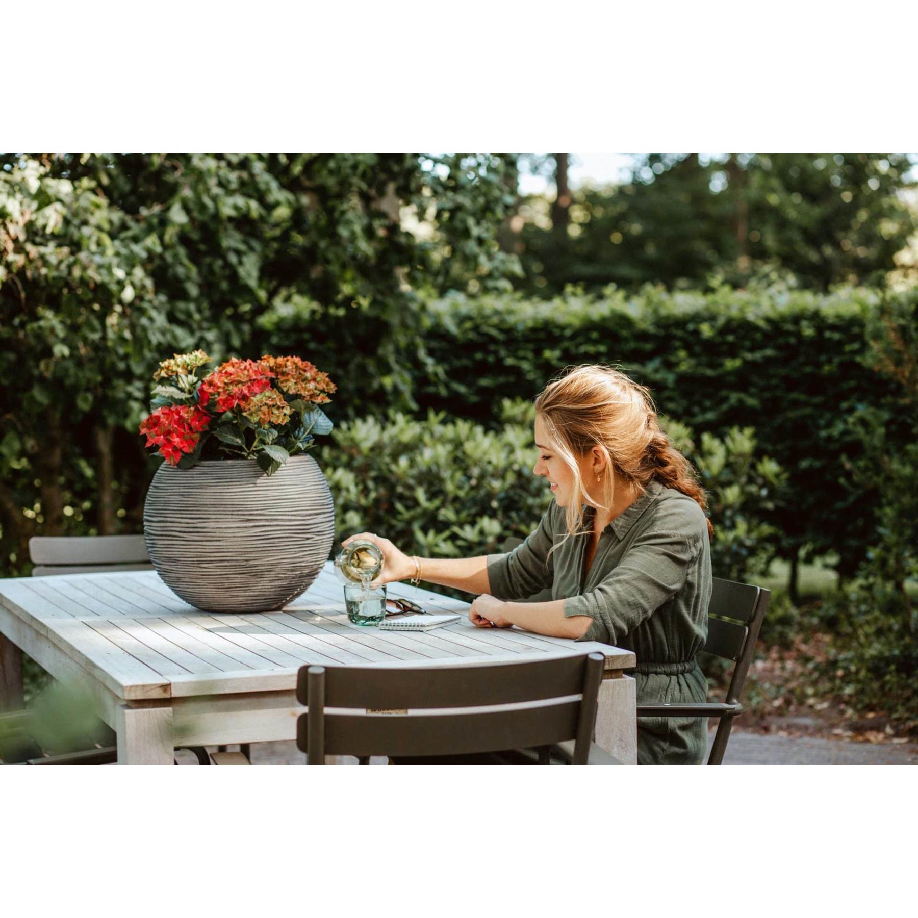 Capi Europe Vaas bol Rib NL - 40x32 - Goud