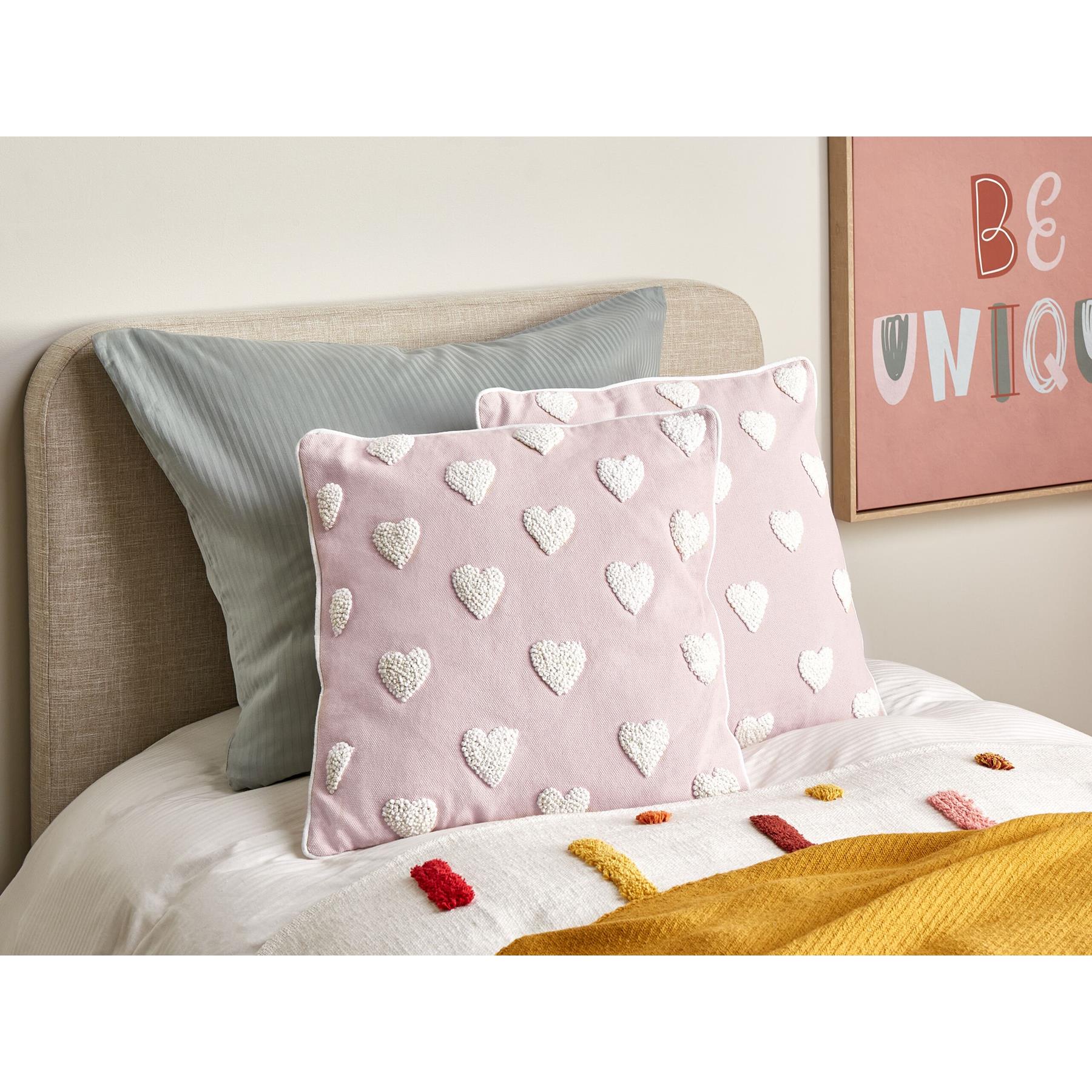 Beliani - GAZANIA - Sierkussen set van 2 - Roze - 45 x 45 cm - Katoen