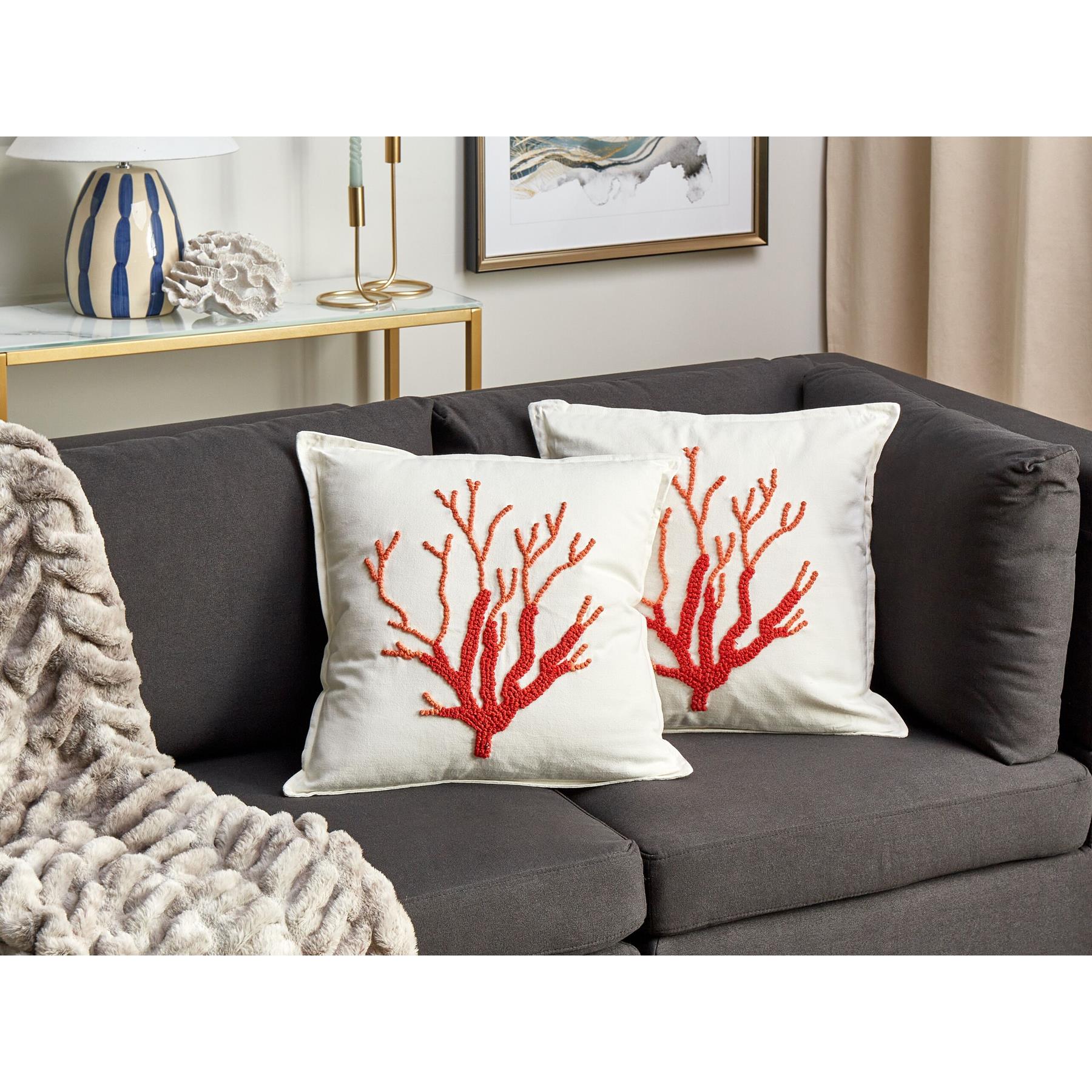 Beliani - CORALIUM - Sierkussen set van 2 - Wit- 45 x 45 cm - Katoen