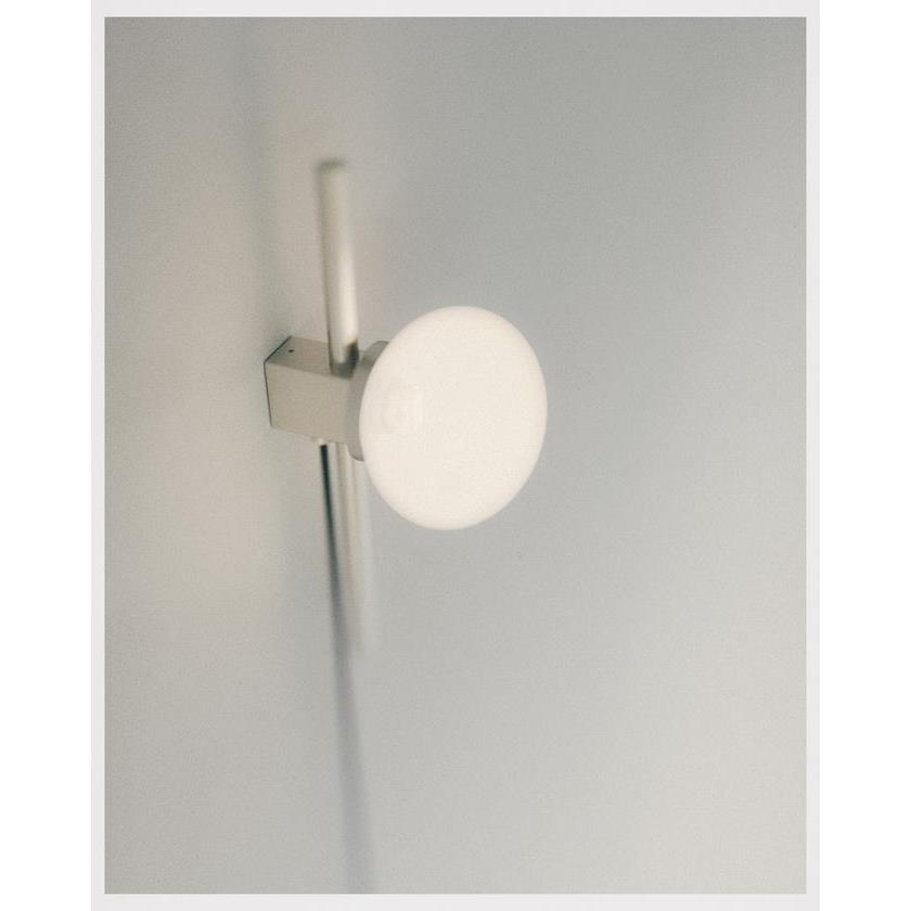 Frama Ovoid wandlamp staal