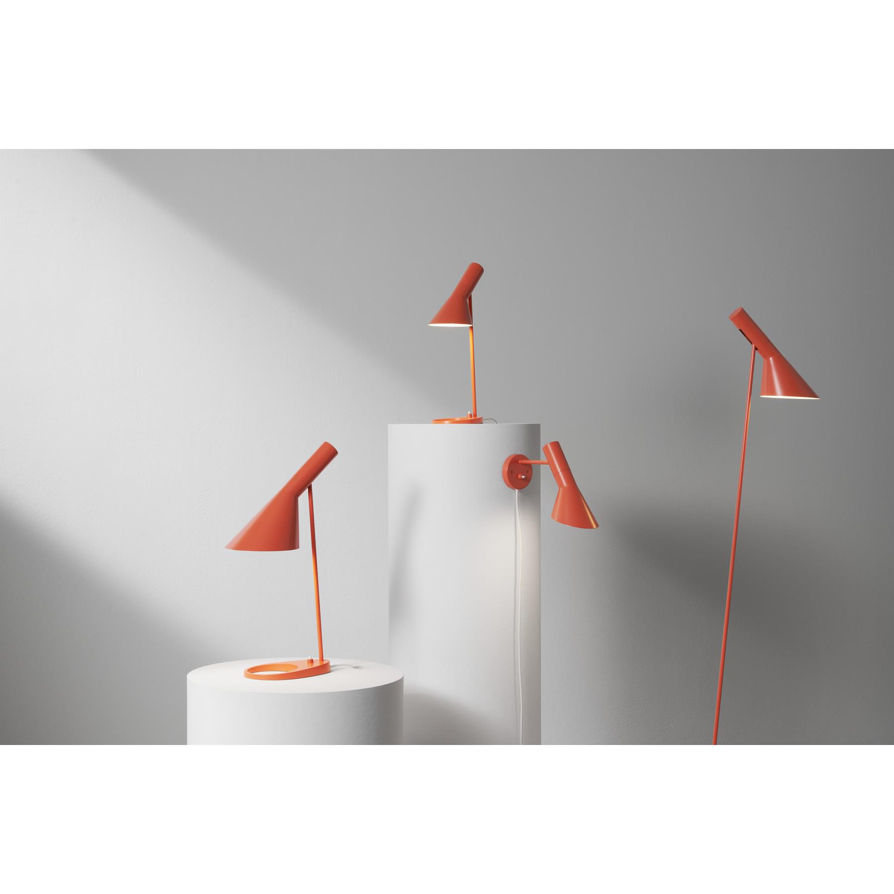 Louis Poulsen AJ wandlamp V3 Stainless Steel