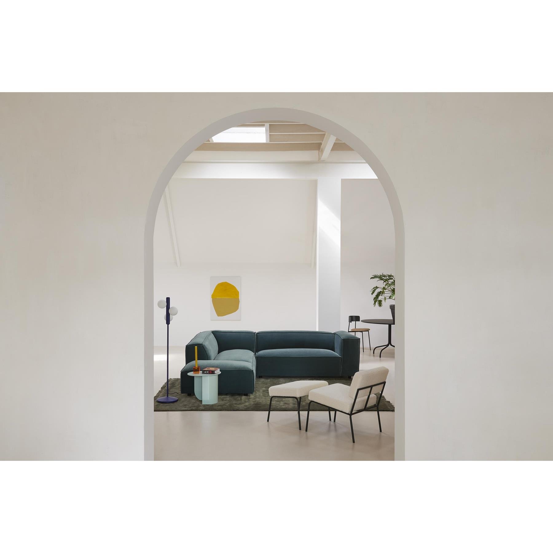 FÉST Dunbar bank met Longchair links Soil 01 natural