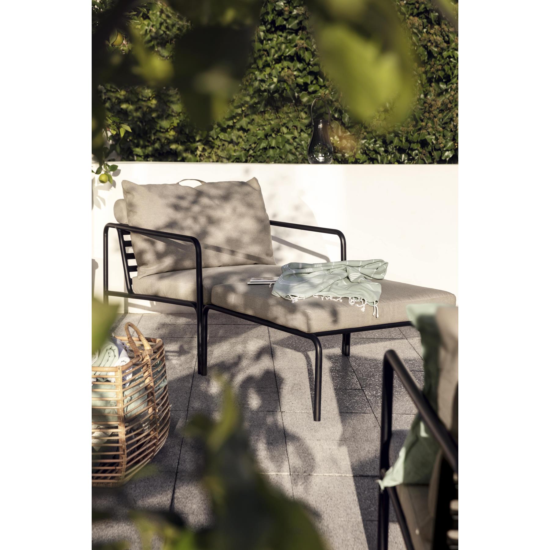 Houe Avon Lounge fauteuil frame zwart stof alpine heritage