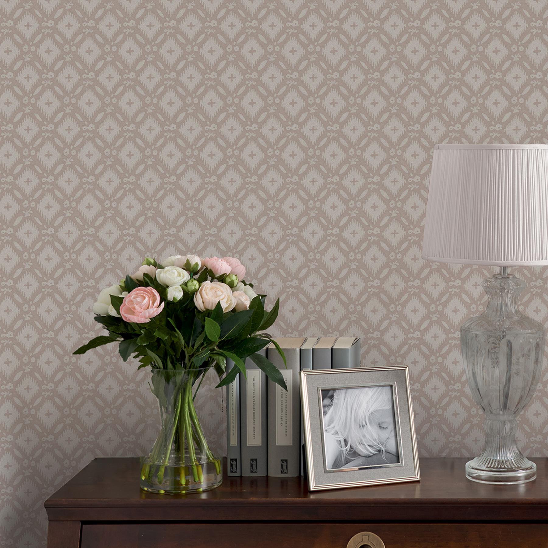 Laura Ashley Whitebrook Behang - Ruit - 10mx52cm - Beige