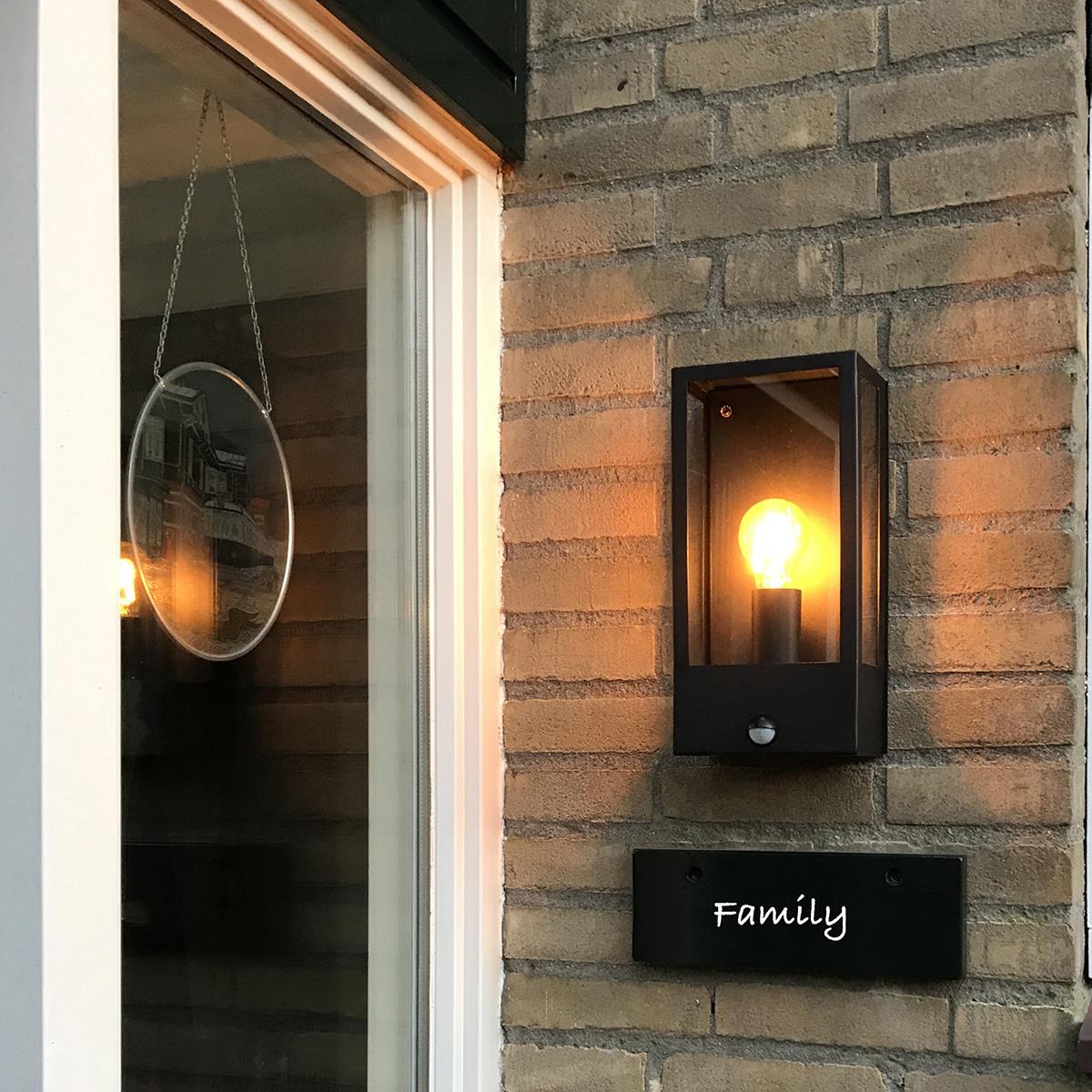 QAZQA Set van 2 buiten wandlampen zwart met bewegingsmelder -