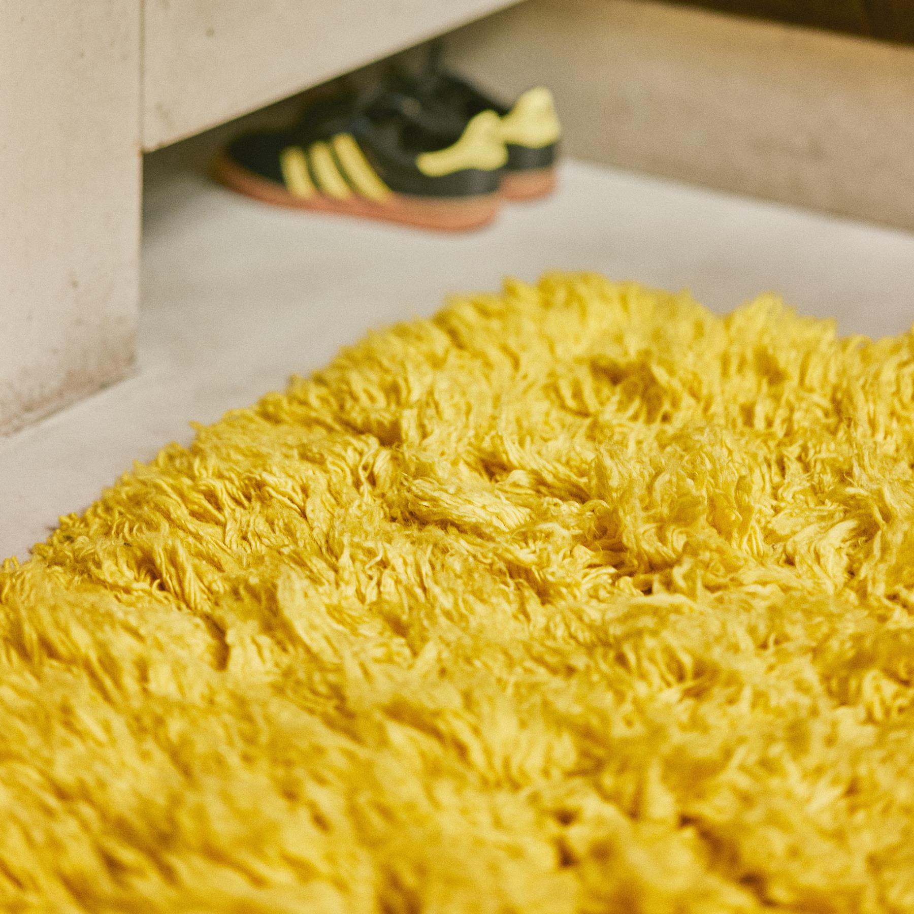 HKliving Fluffy Vloerkleed 150 x 240 cm - Yellow 