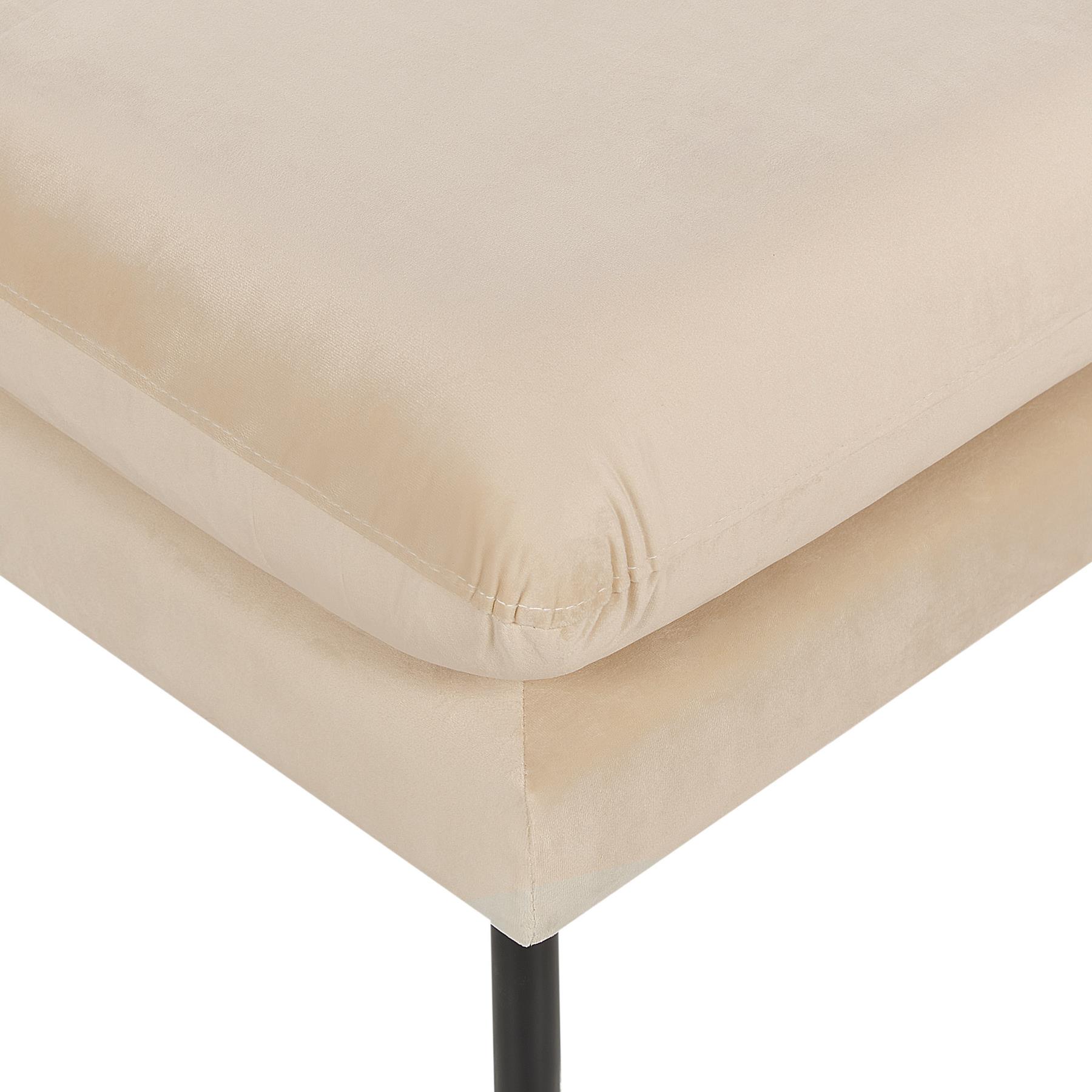Beliani - VINTERBRO - Ottomaan - Beige - Fluweel