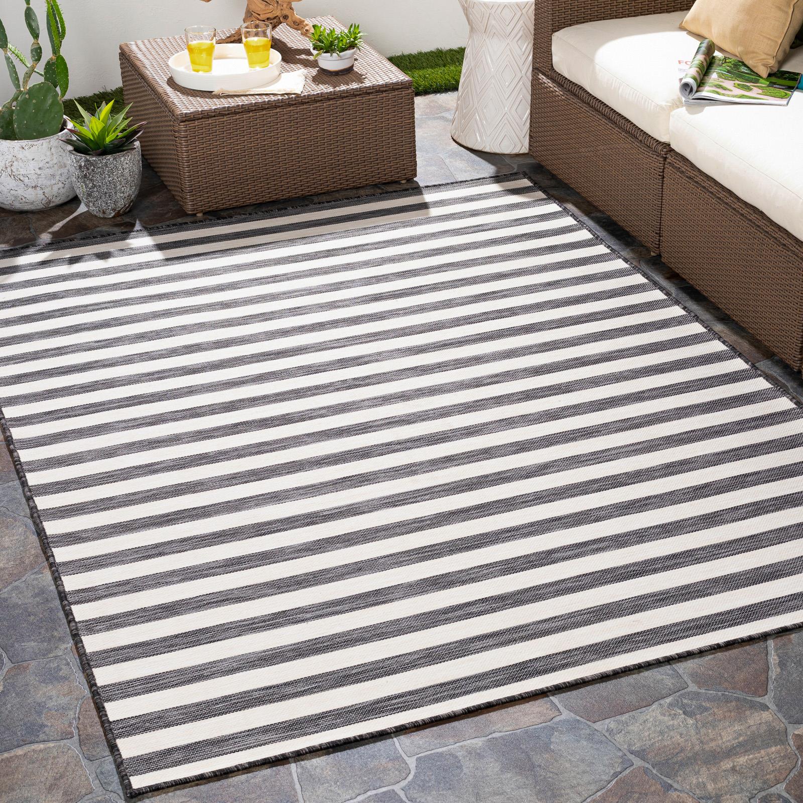 by fonQ Breezy Vloerkleed 200 x 275 cm - Zwart/Ivoor