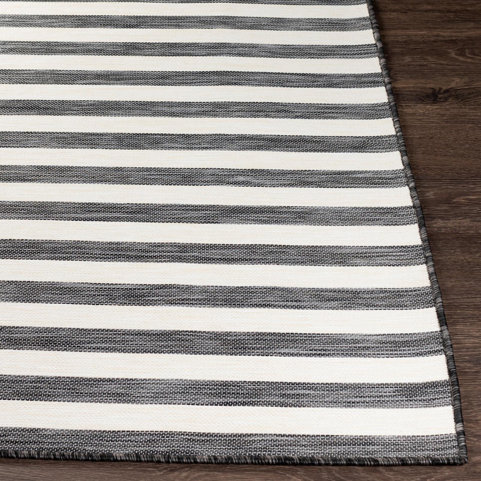 by fonQ Breezy Vloerkleed 200 x 275 cm - Zwart/Ivoor