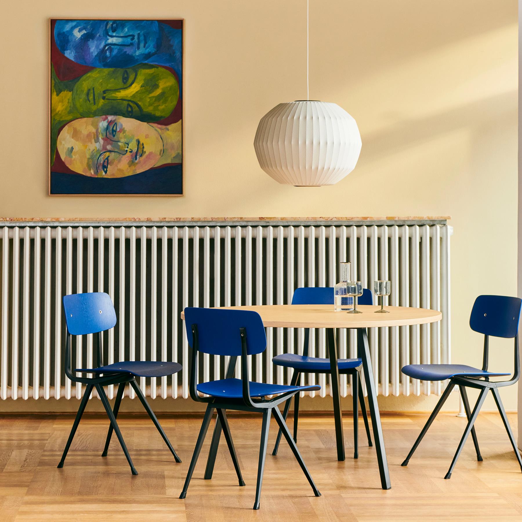 HAY Loop Stand Eettafel Ø 120 cm - Maroon Red