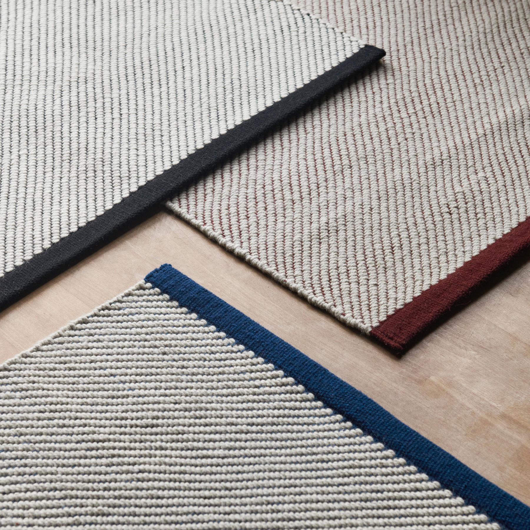 HAY Bias Vloerkleed 200 x 300 cm - Cherry