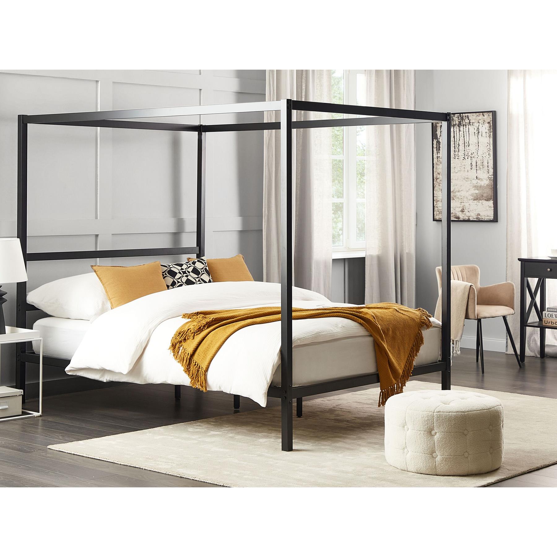 Beliani - LESTARDS - Hemelbed - Zwart - 160 x 200 cm - Staal