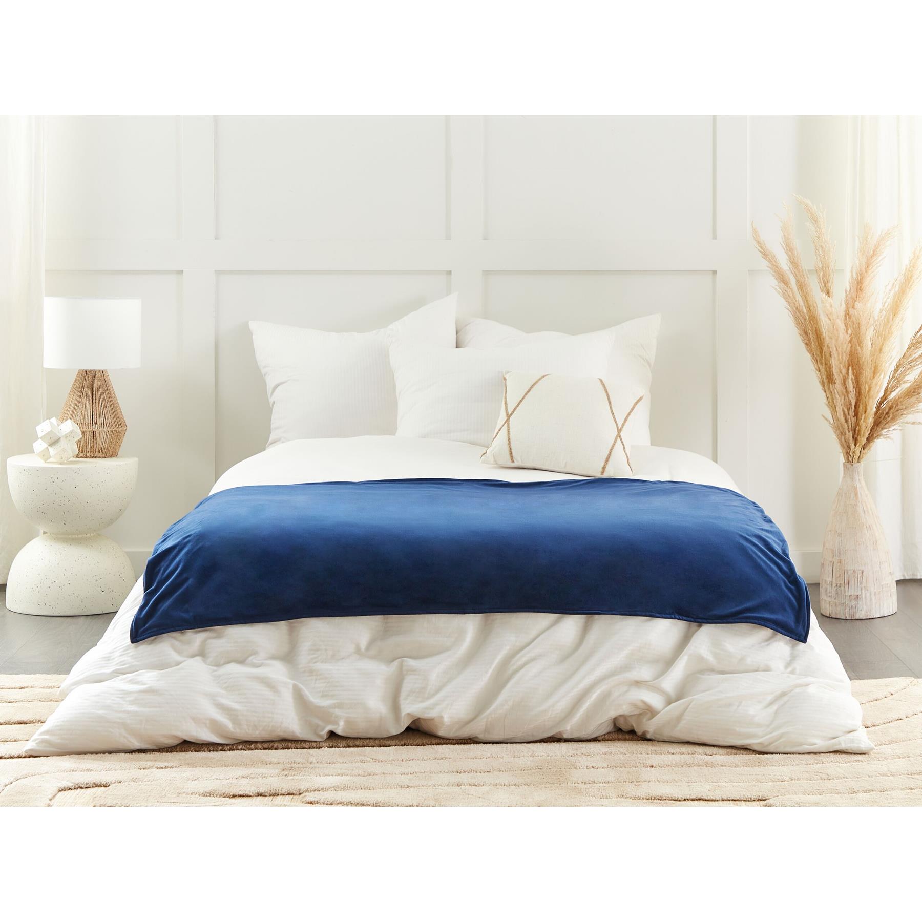 Beliani-RHEA-Verzwaringsdeken hoes-Donkerblauw-100 x 150 cm-Polyester