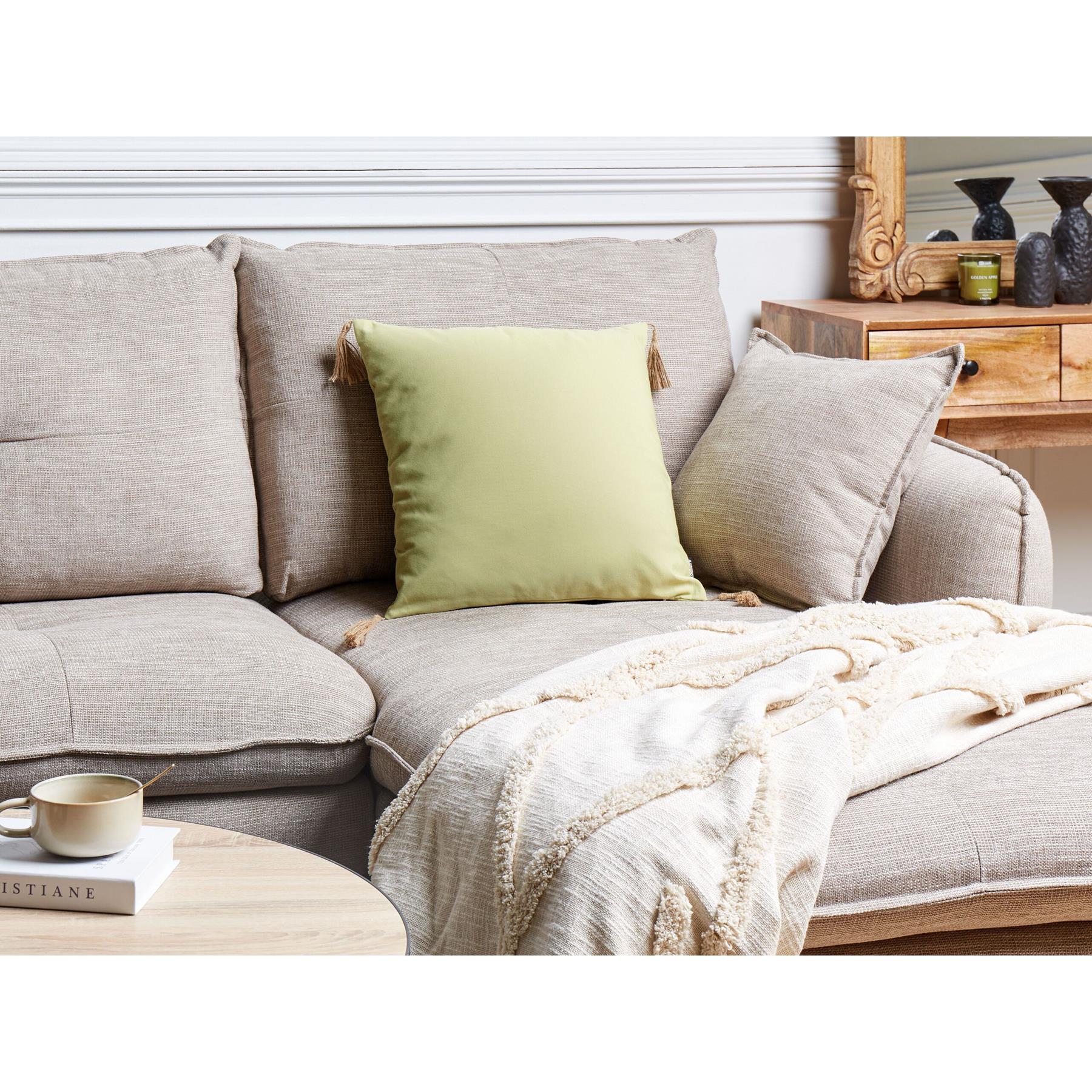 Beliani - CHMISTAR - Sierkussen - Groen - 45 x 45 cm - Polyester