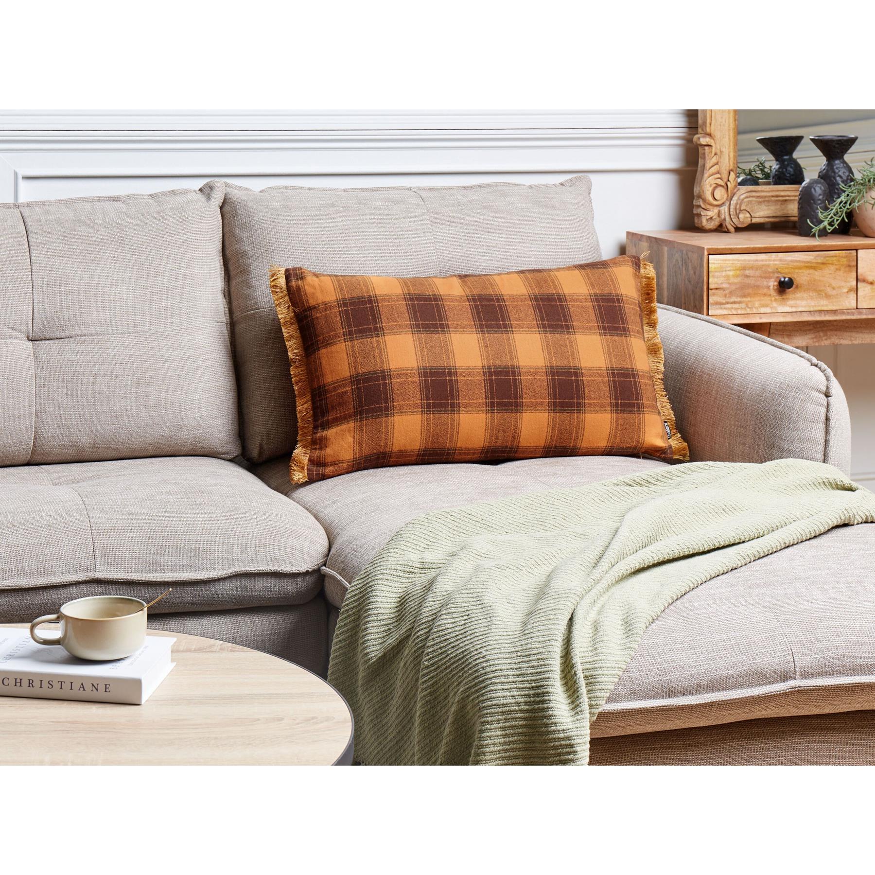 Beliani - BARJA - Sierkussen - Oranje|Zwart - 40 x 70 cm - Polyester