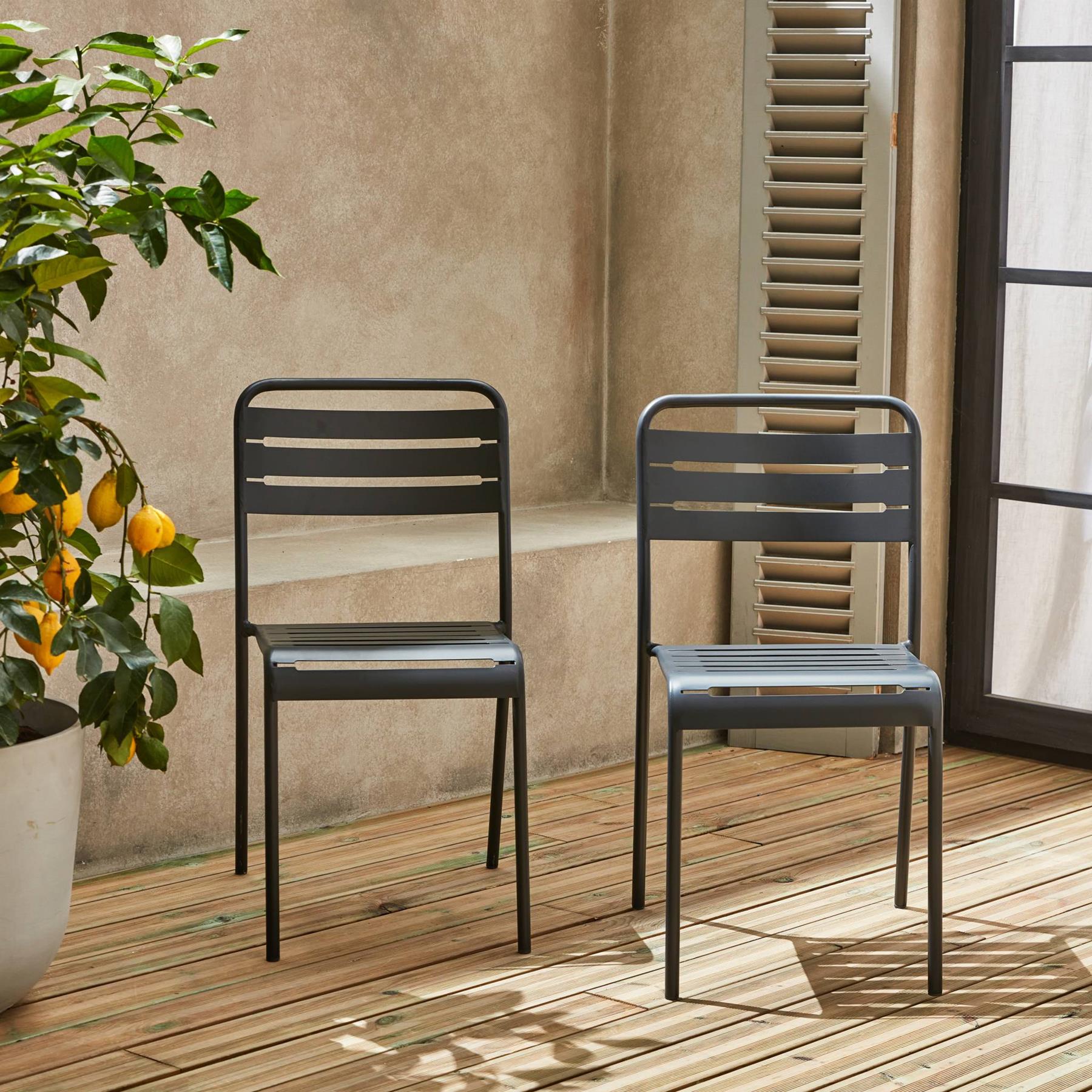 sweeek - Stalen tuinstoel (set van 2)