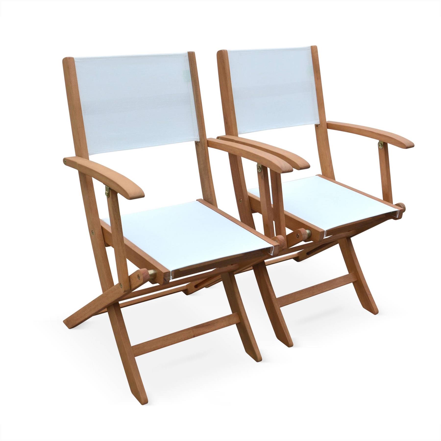 sweeek - Uitschuifbare houten tuintafel, 8 stoelen