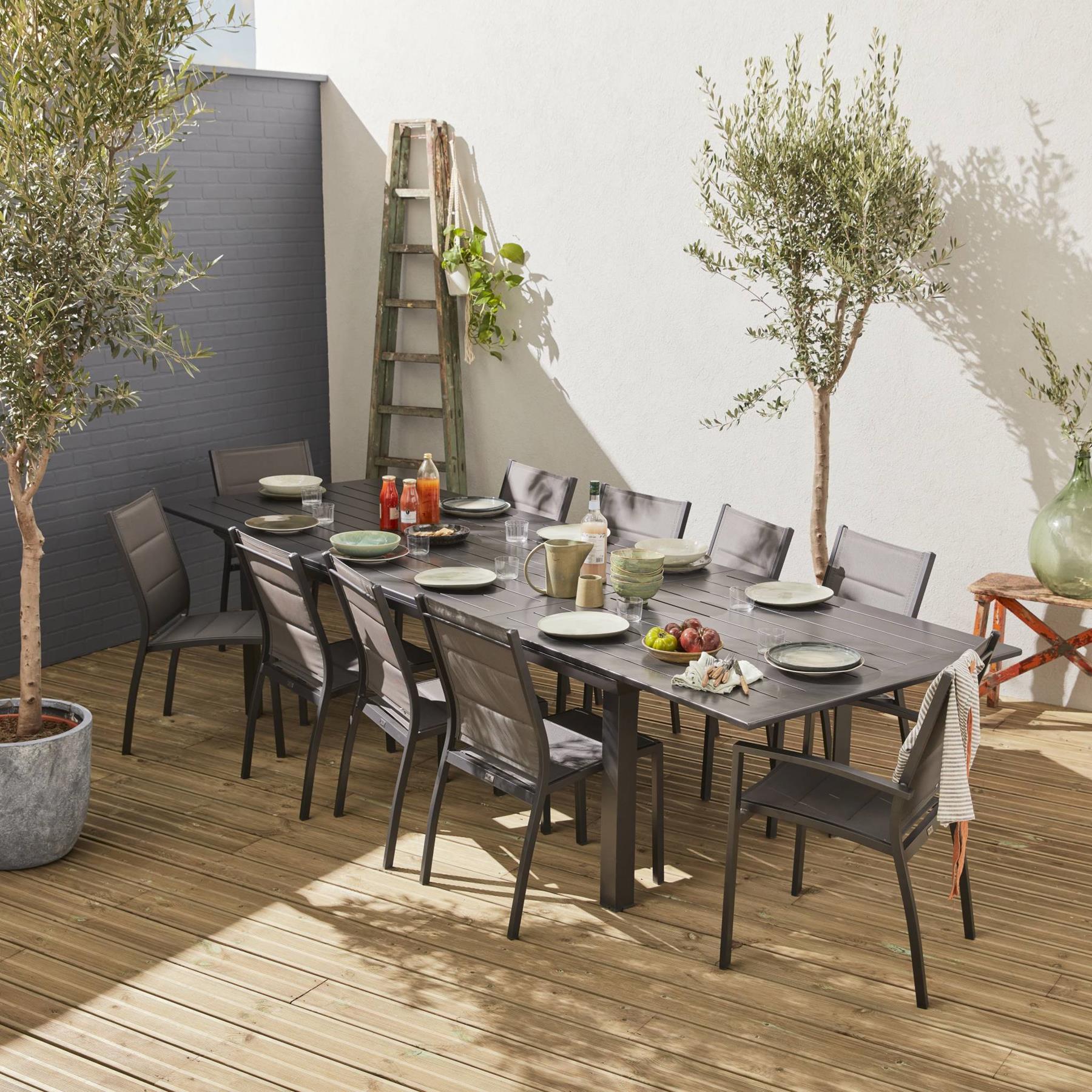 sweeek - Uitschuifbare aluminium tuinset 10 plaatsen