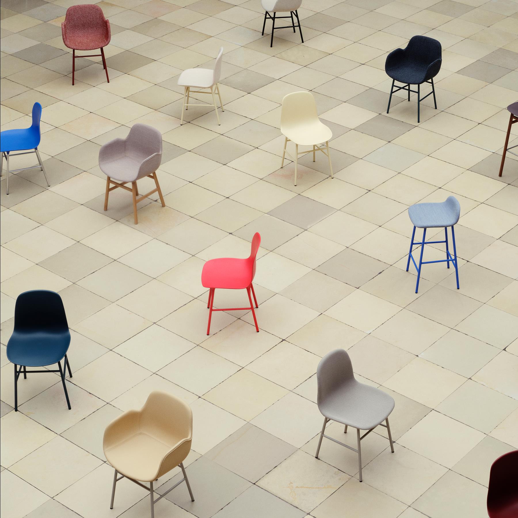 Normann Copenhagen Form Barkruk Low 65 cm - Staal - Bruin