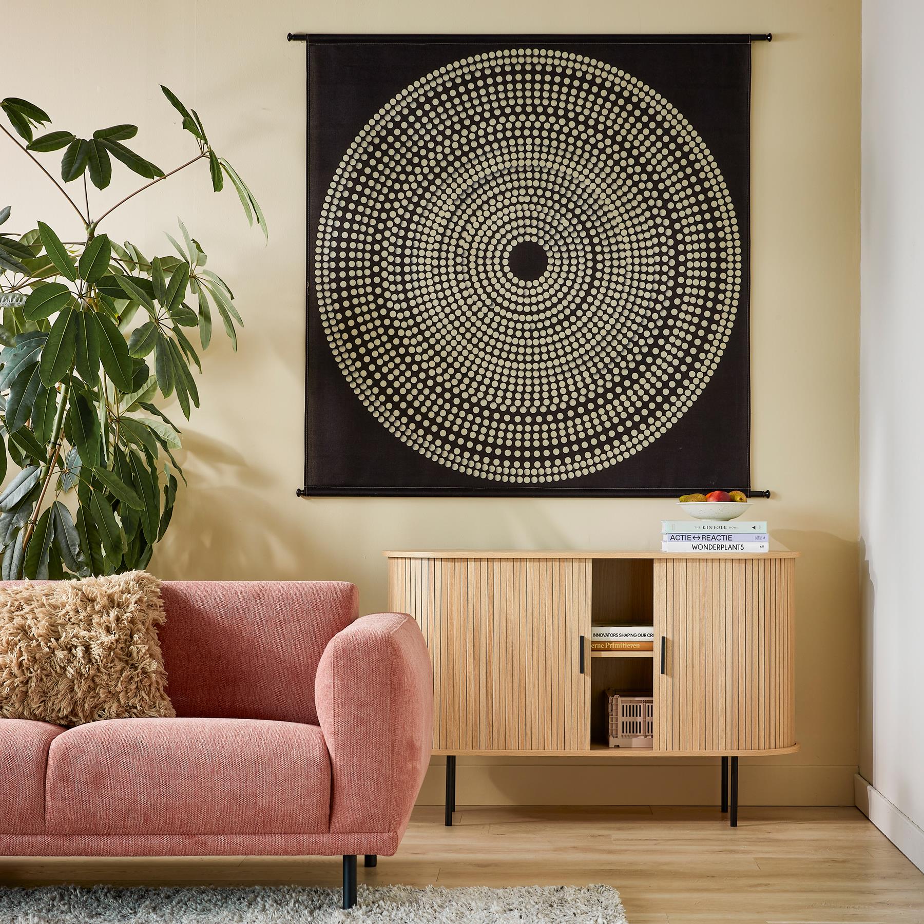 by fonQ  Samira Wandkleed - 146 x 134 cm - Cirkels
