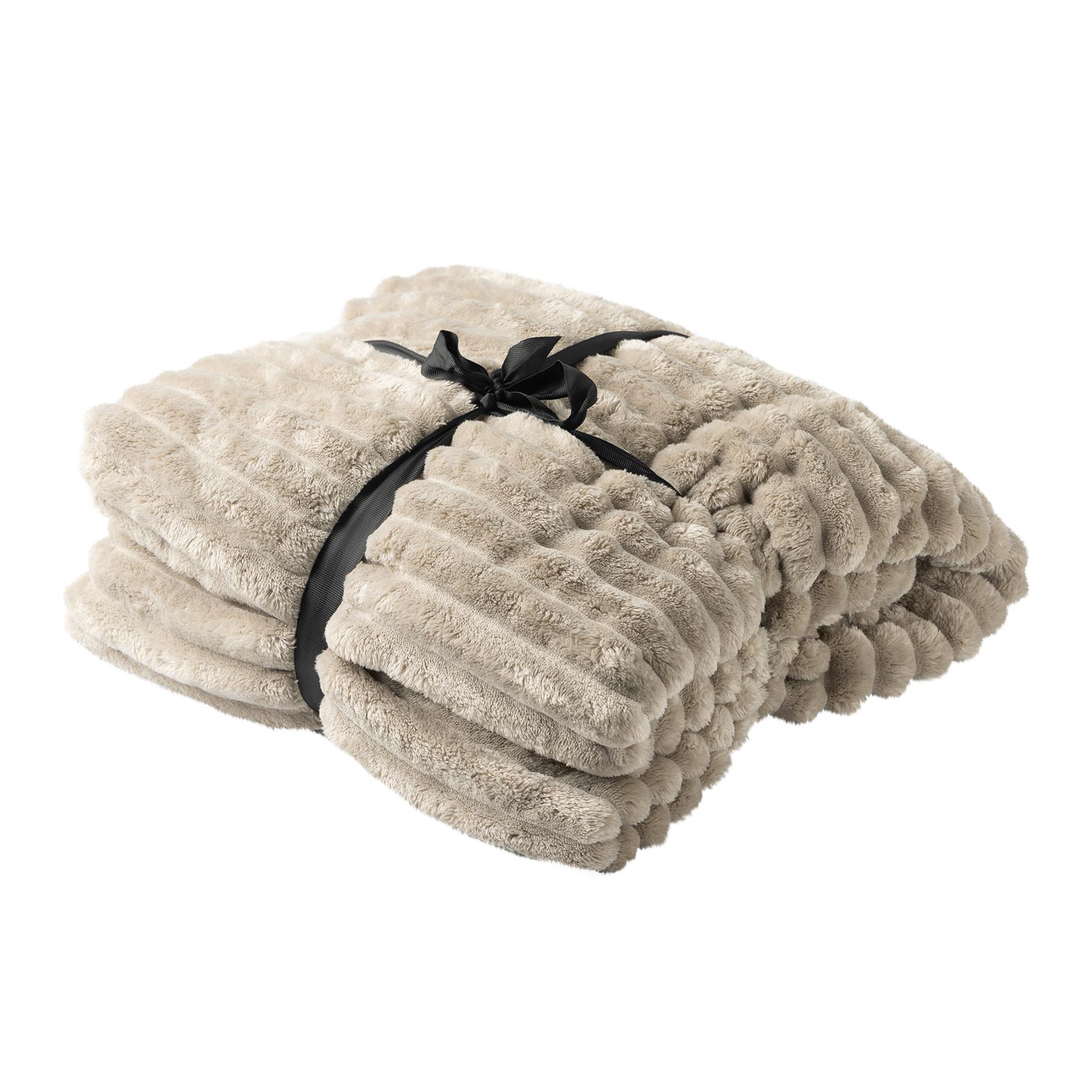 Dutch Decor - RICKY - Plaid 150x200 cm - warm en donzig - beige