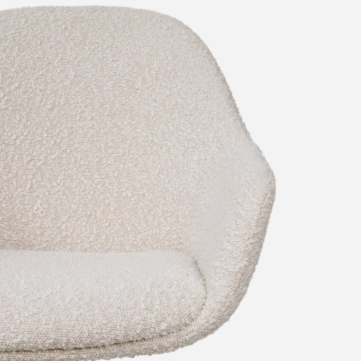 Nolon Nora-Mae Eetkamerstoel Bouclé Beige - Armleuning - Witte Poten