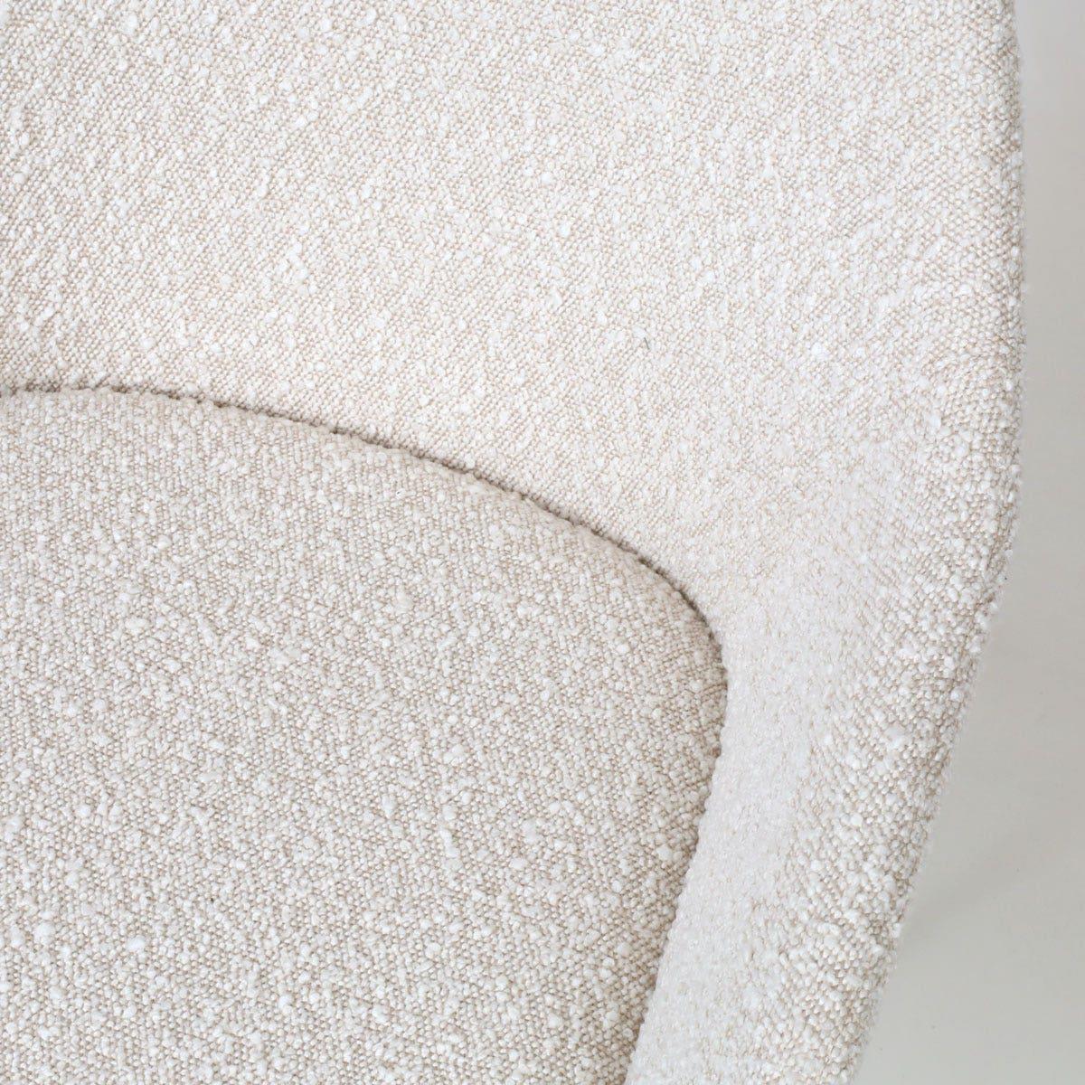 Nolon Nora-Mae Eetkamerstoel Bouclé Beige - Armleuning - Witte Poten