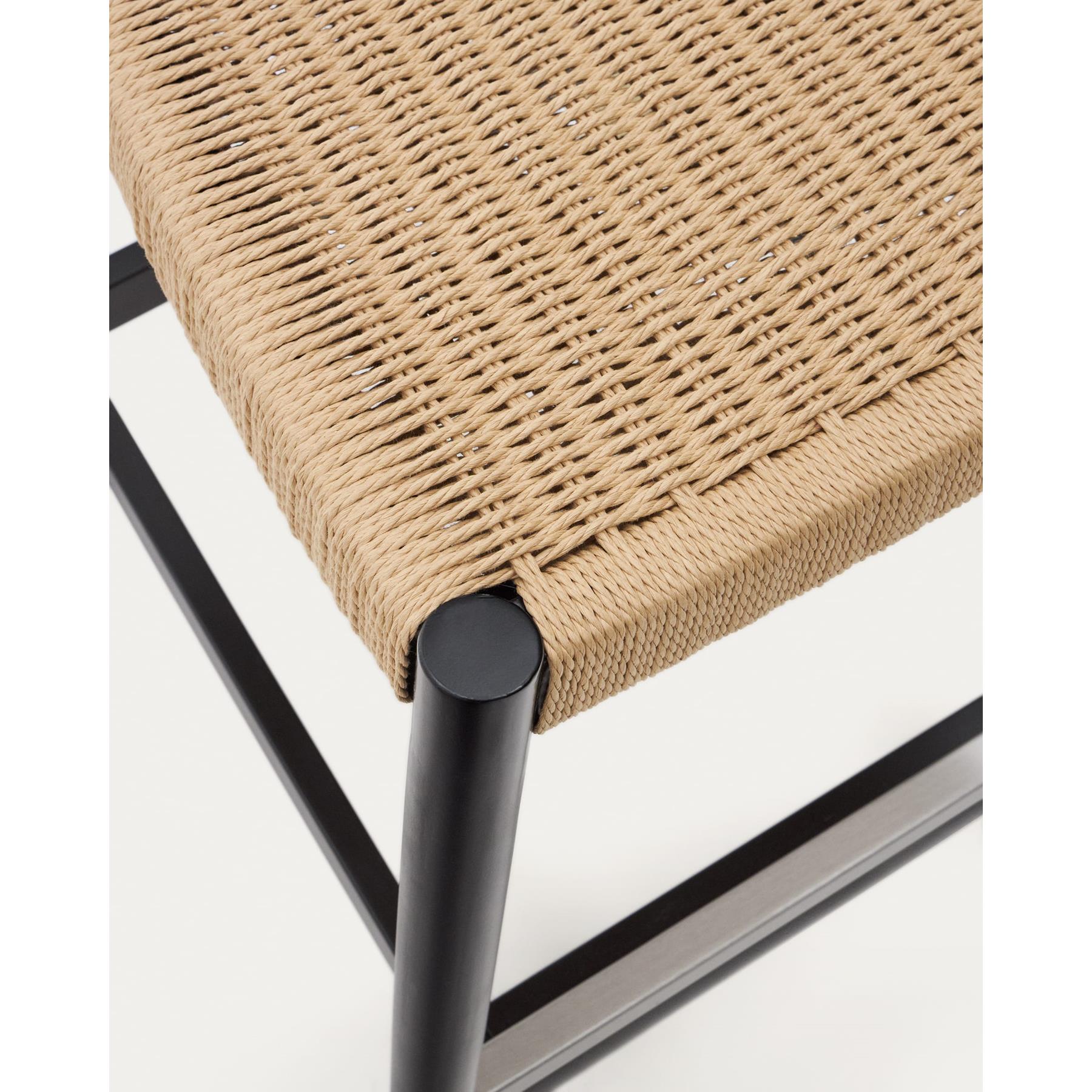 Kave Home - Kruk Nina van massief acaciahout zwarte afwerking en beige