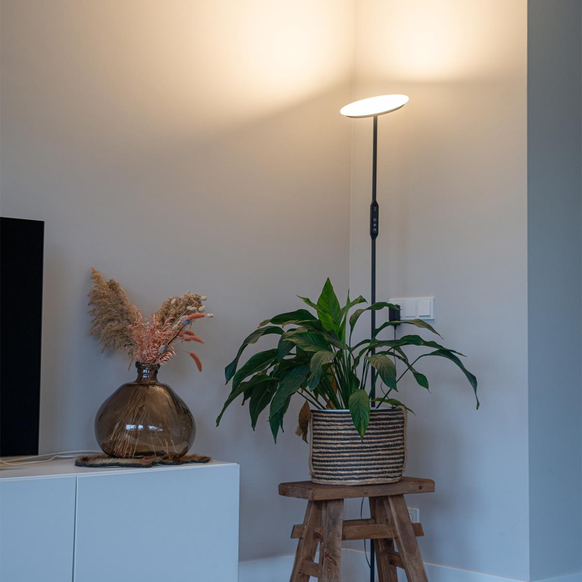 QAZQA Vloerlamp zwart incl. LED met afstandsbediening - Bumu
