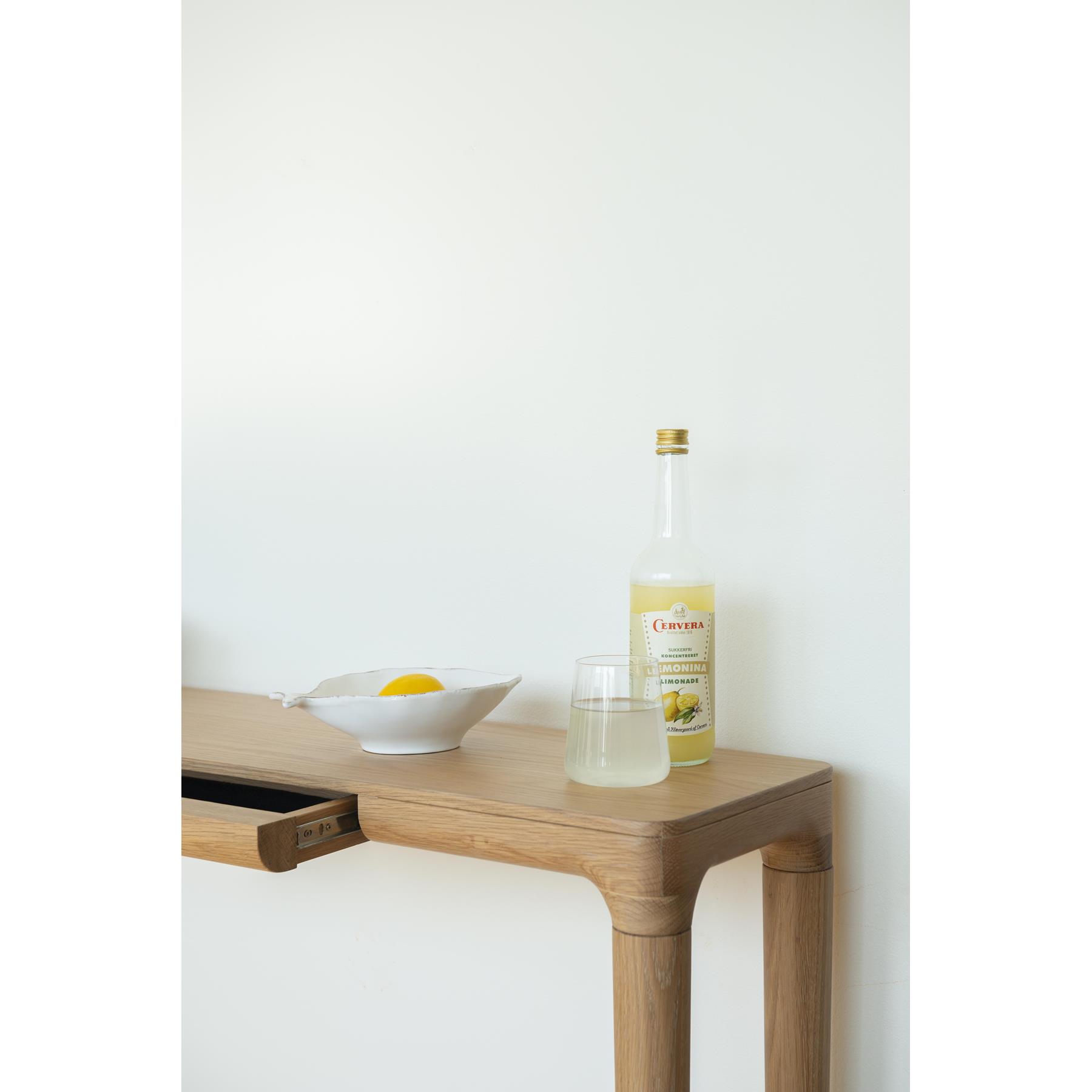 Umage Heart & Soul sidetable console tafel 110x30 eiken