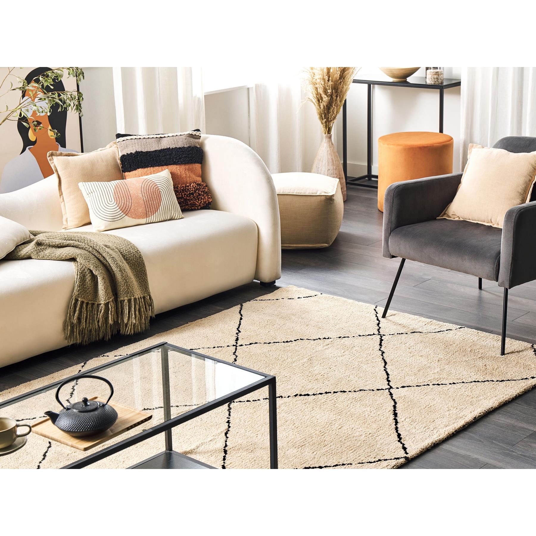 Beliani-MUTKI -Shaggy vloerkleed-Beige-140 x 200 cm-Polyester