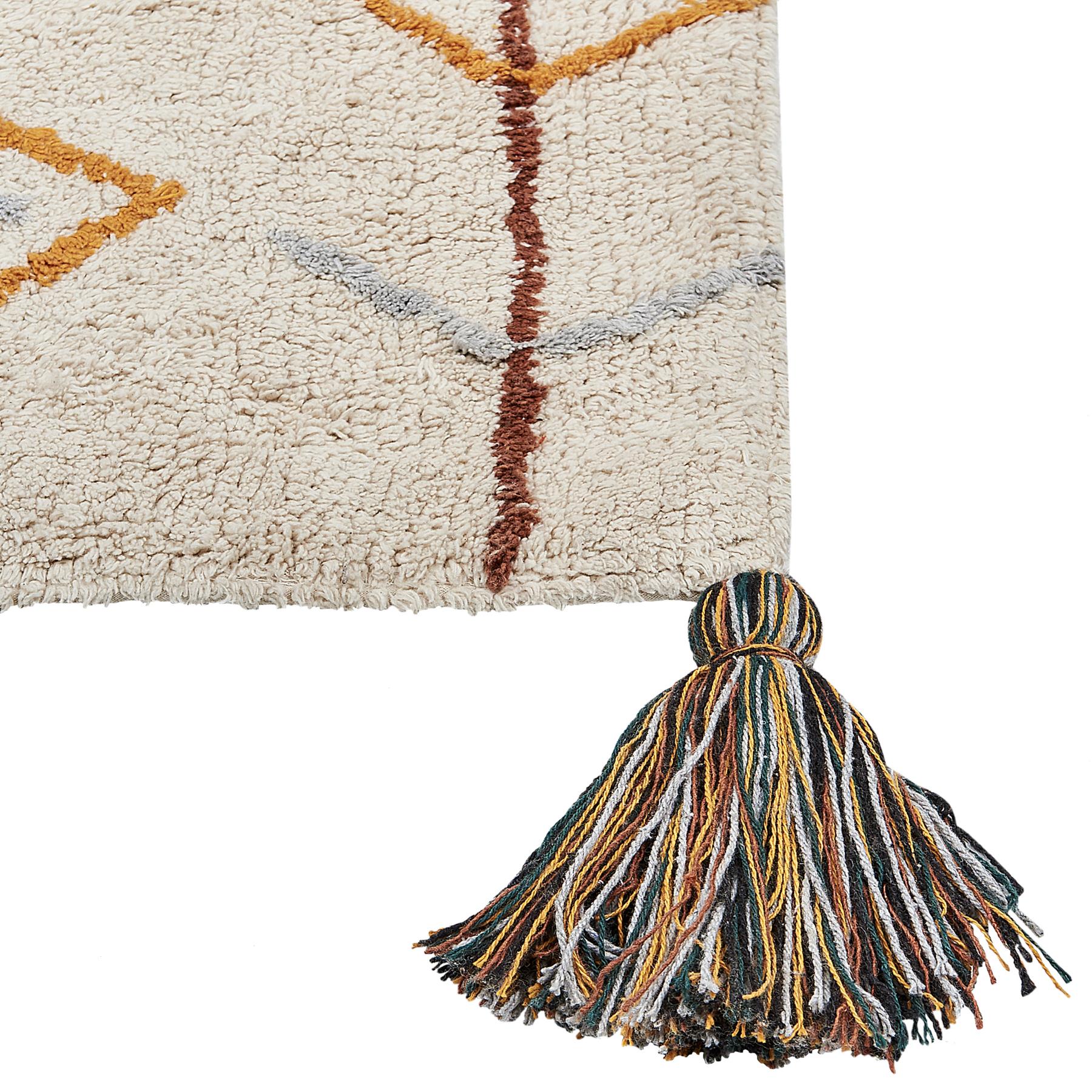 Beliani - BOLAY - Laagpolig vloerkleed - Beige - 140 x 200 cm - Katoen