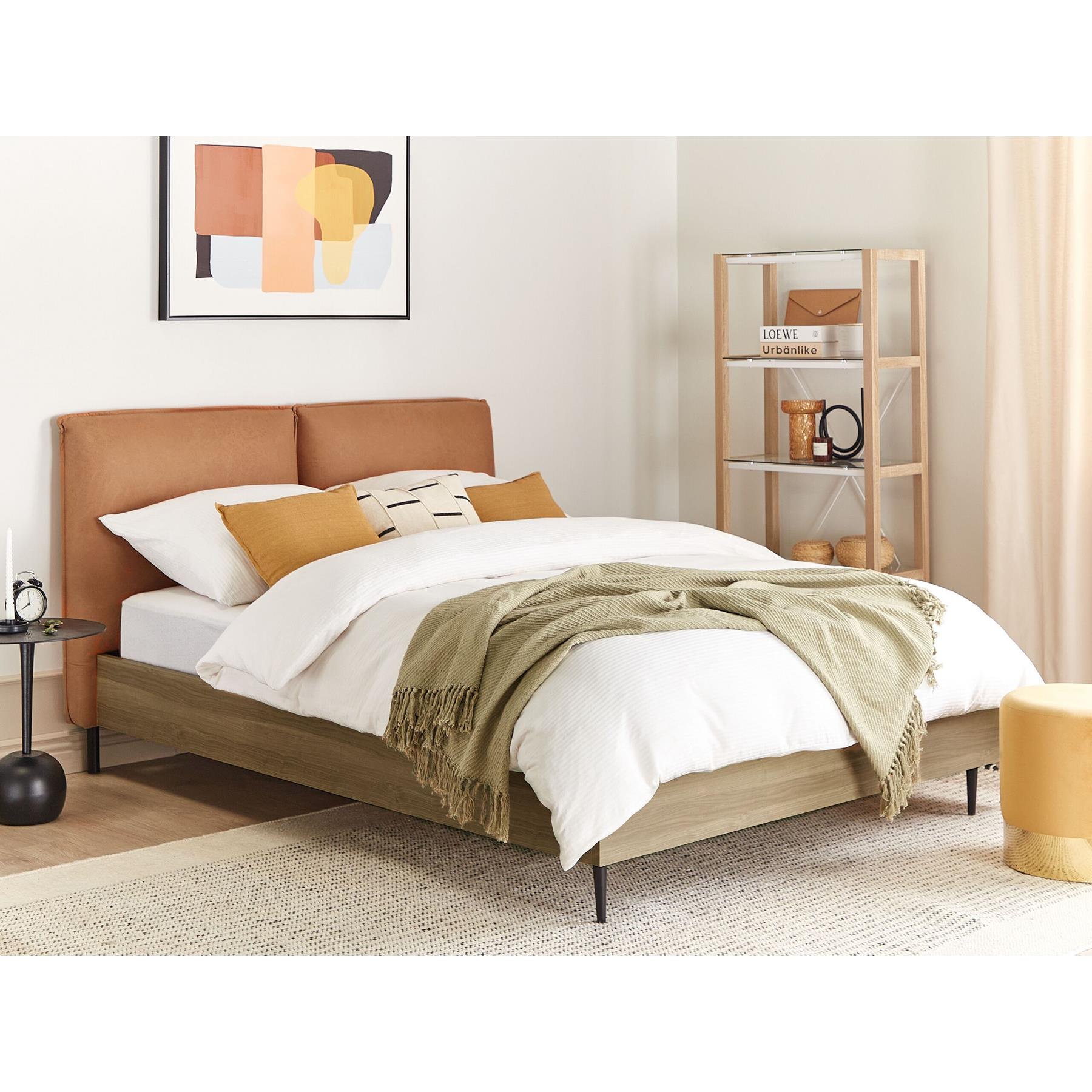 Beliani - LIMANTON - Bed - Goudbruin - 140 x 200 cm - Kunstleer