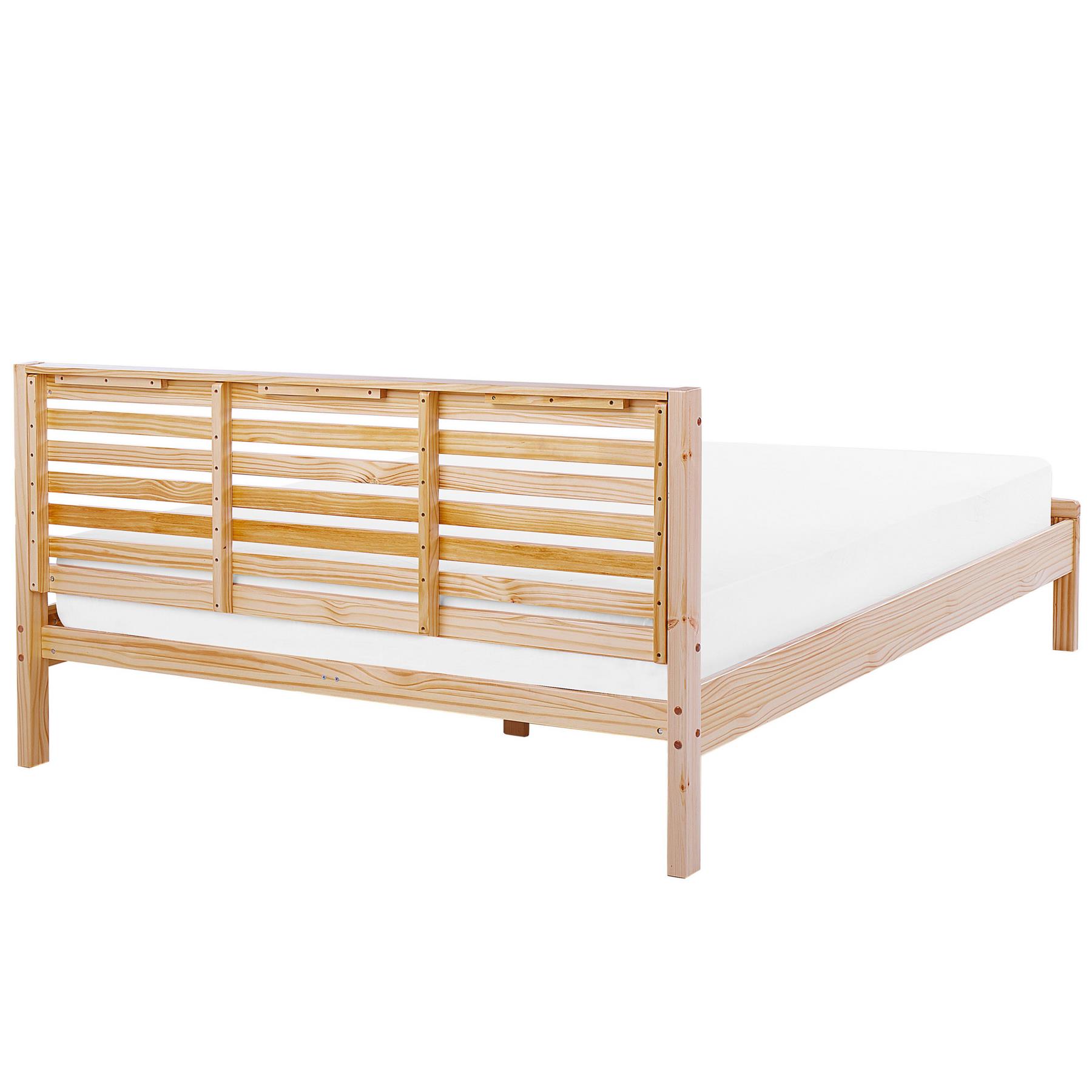 Beliani-CARNAC -Tweepersoonsbed-Licht hout-180 x 200 cm-Rubberhout