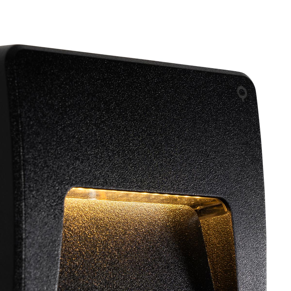 QAZQA Buiten wandlamp zwart vierkant incl. LED IP65 - Gem