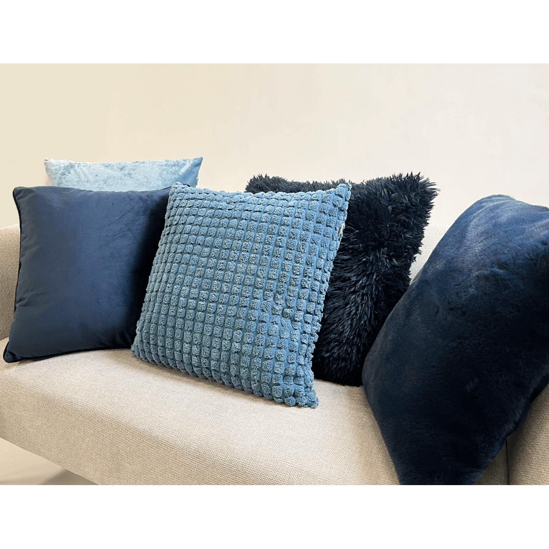 Dutch Decor sierkussen FLUFFY - 45x45 cm Insignia Blue
