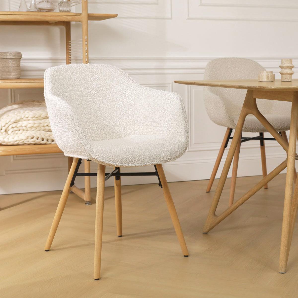Nolon Nena-Mare Eetkamerstoel Bouclé Beige - Armleuning - Houten Poten