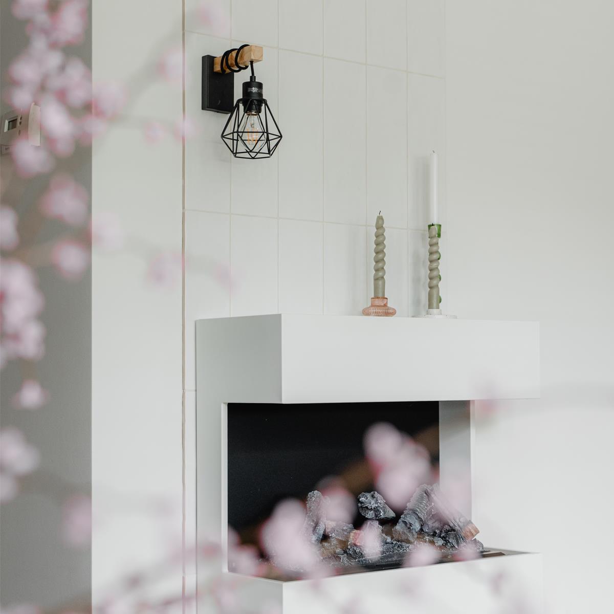 QAZQA Landelijke wandlamp zwart met hout - Chon