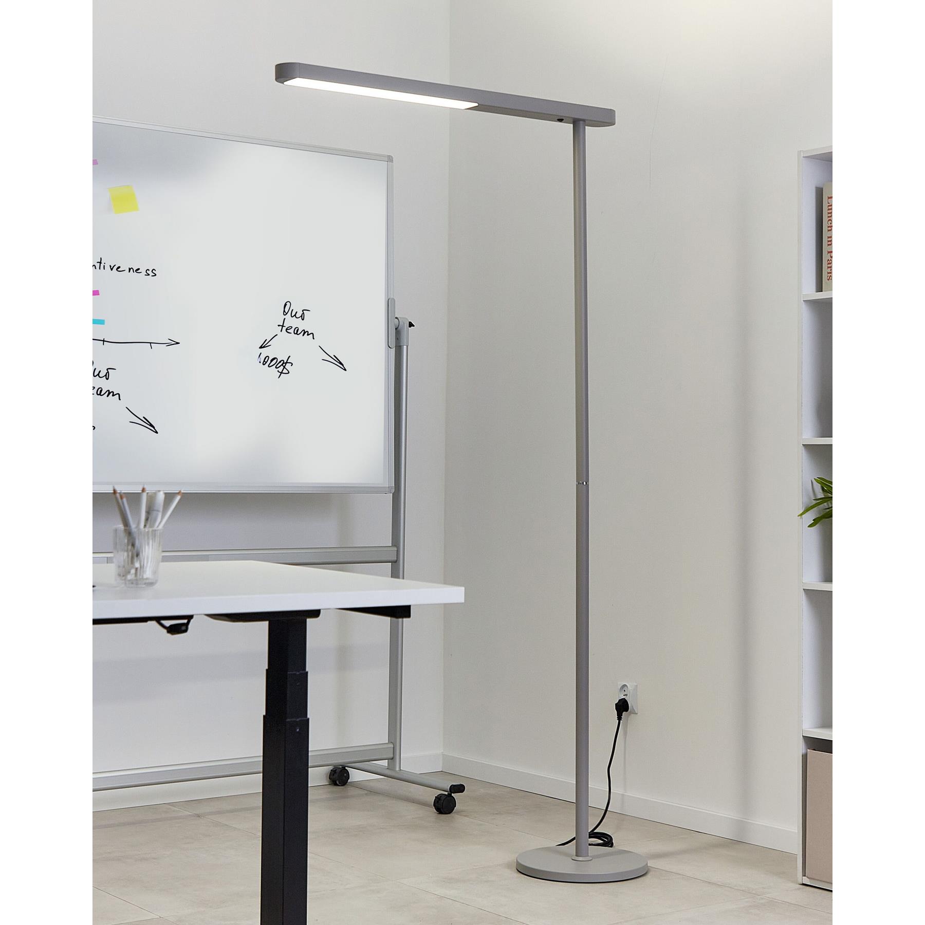 Beliani - PERSEUS - Staande lamp - Zilver - Metaal