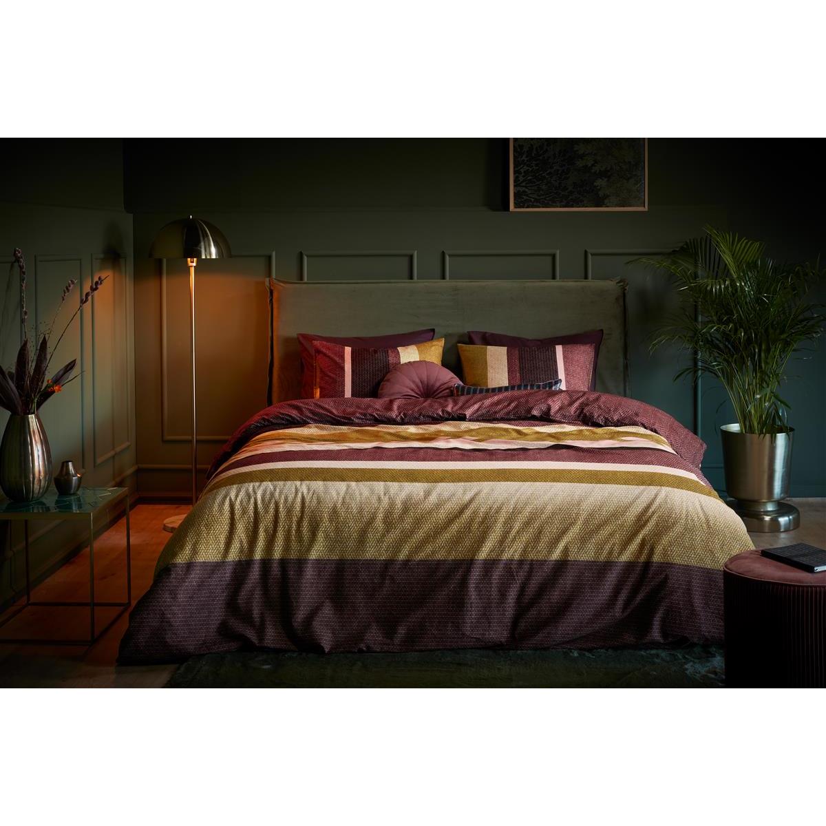 Beddinghouse Jorren  Dekbedovertrek - 240x200/220 - Donker Rood