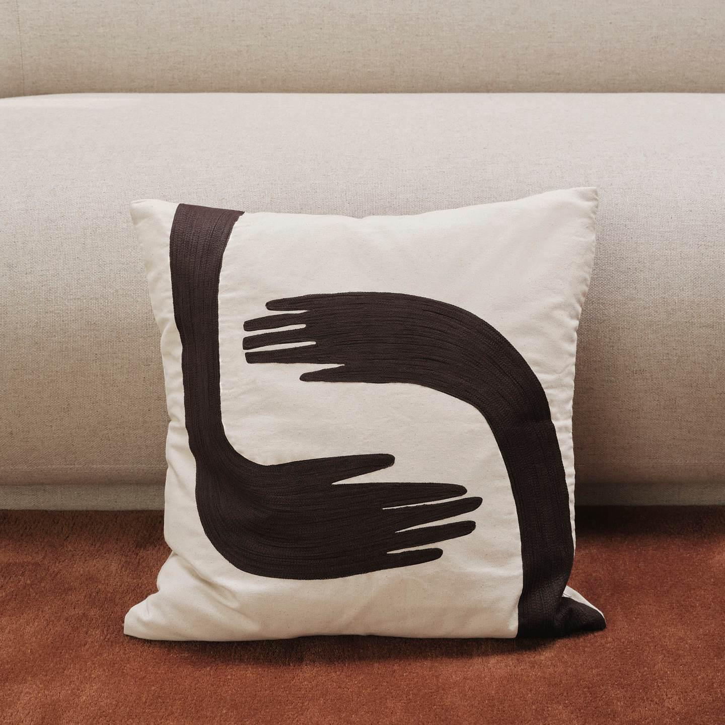 ferm LIVING Pose Sierkussen - Coffee / Undyed