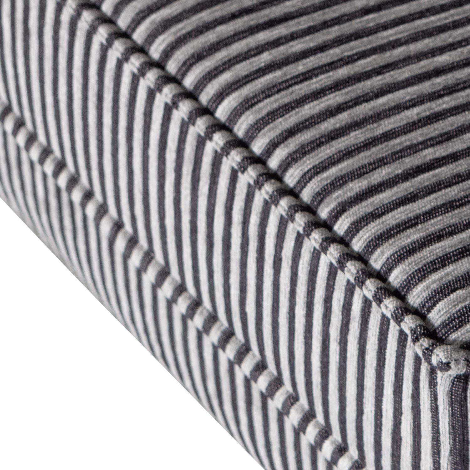 BePureHome hocker op poten Rodeo - Streep - Zwart|Grijs - 45x84x54 cm